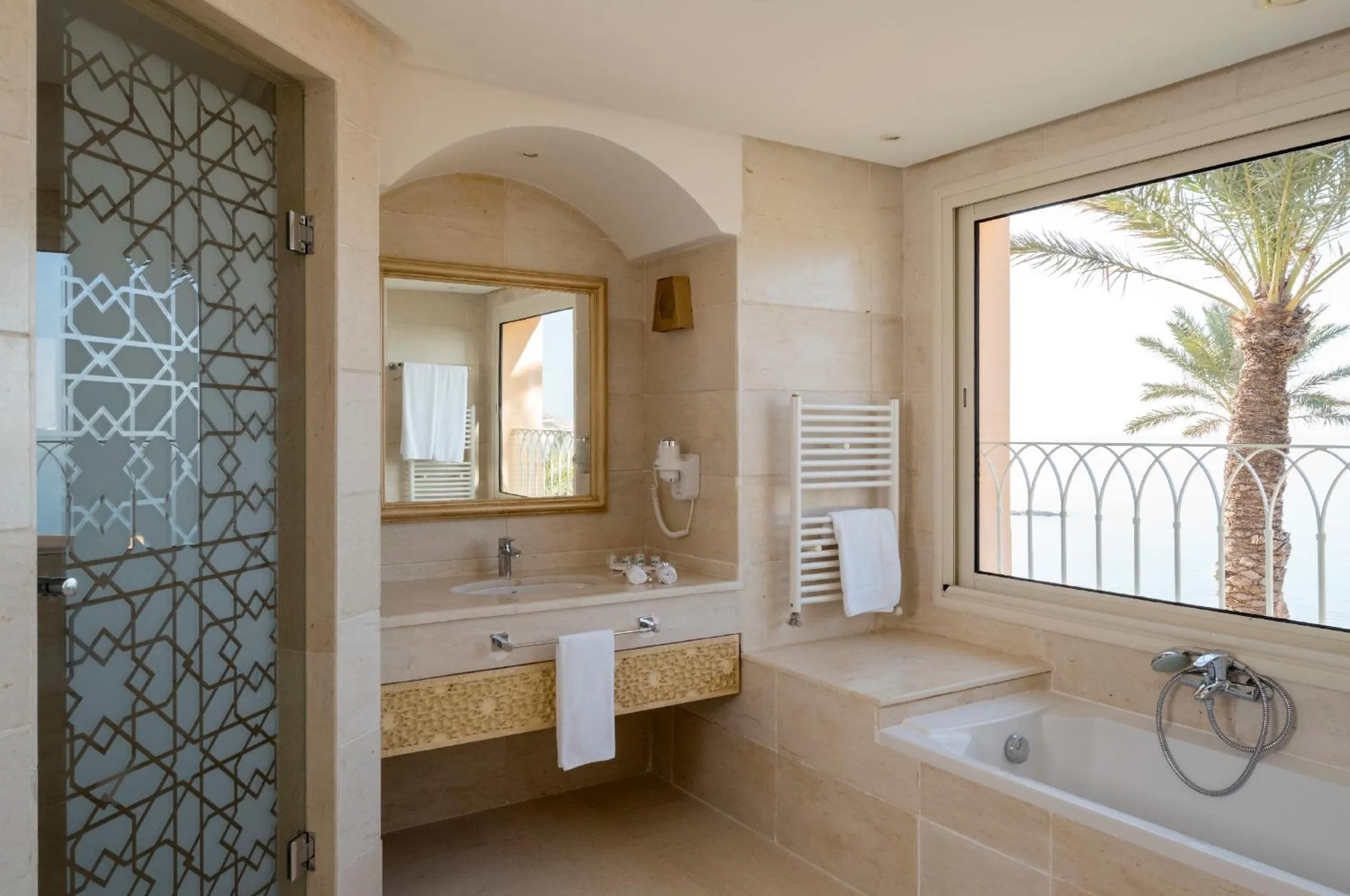 Bathroom in Royal Tulip Korbous Bay Thalasso & Springs