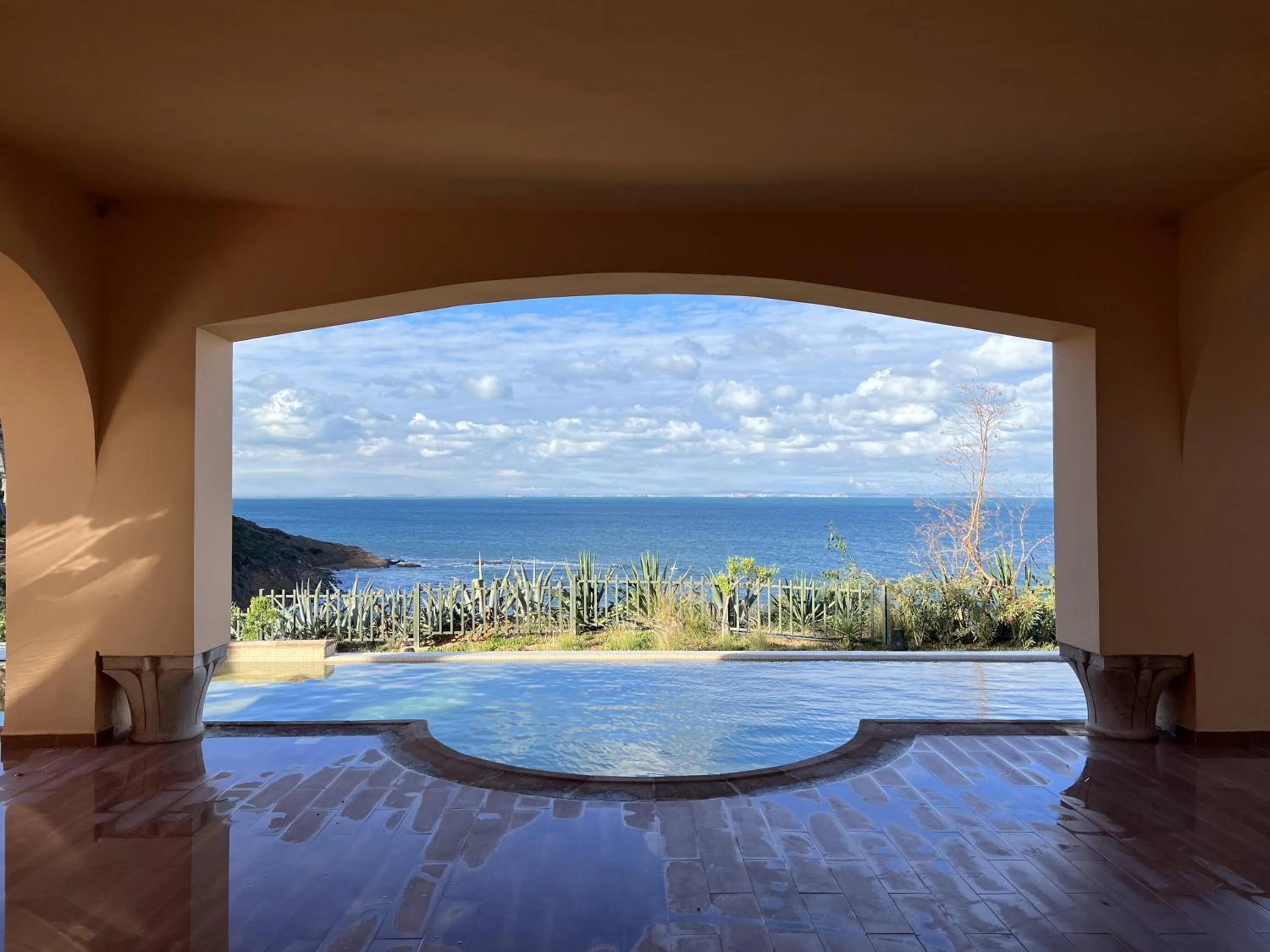 Swimming pool in Royal Tulip Korbous Bay Thalasso & Springs