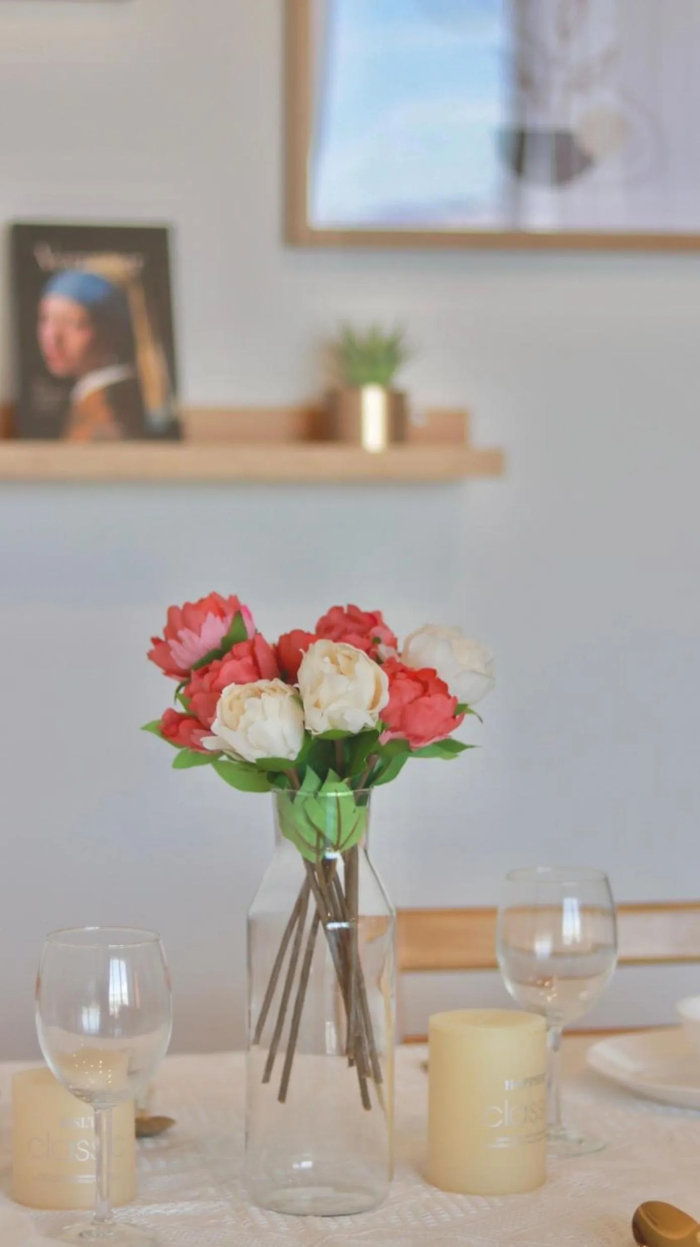 Decorative detail in UNA Serviced Apartment by manatidur