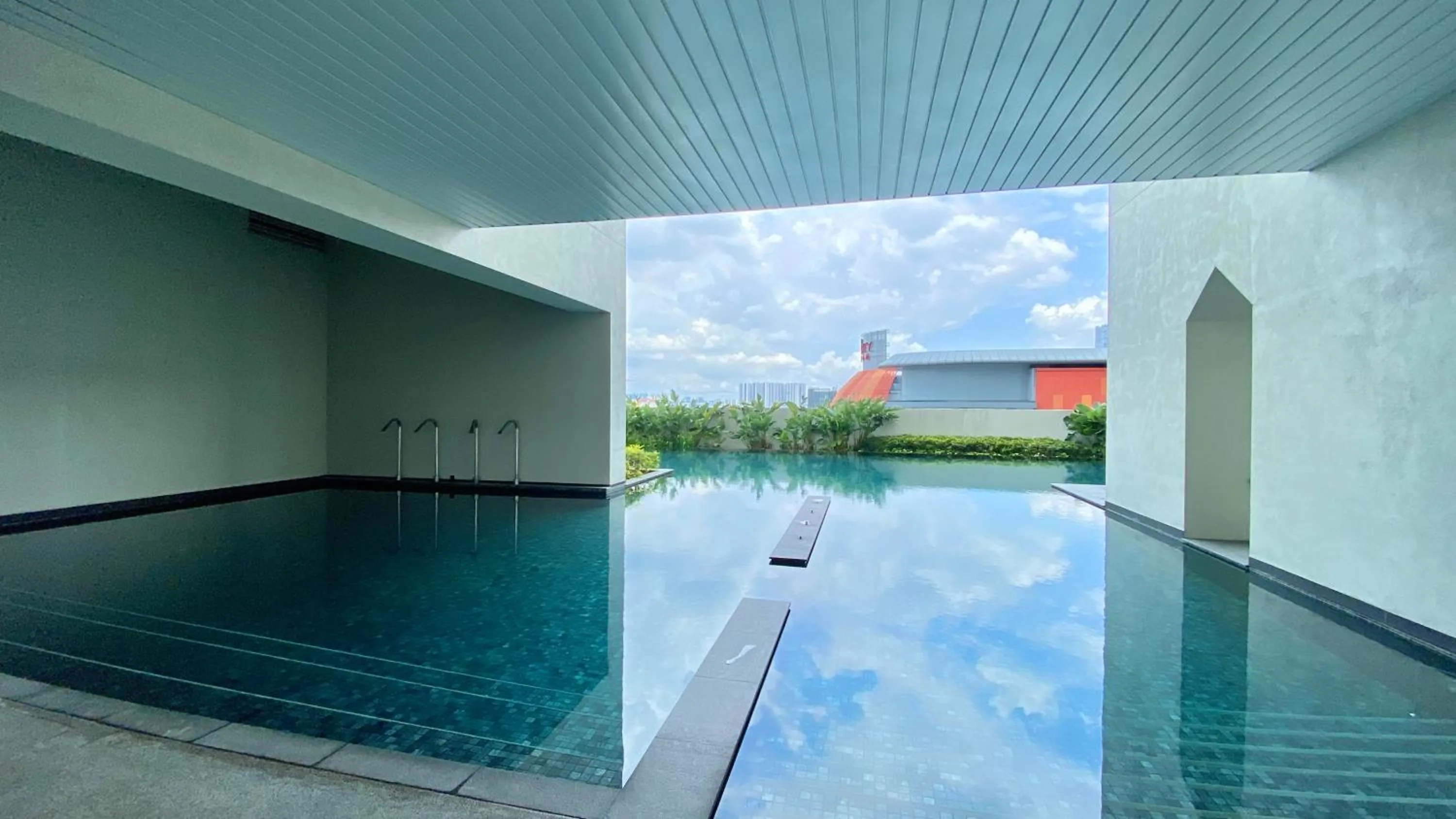 Public Bath in UNA Serviced Apartment by manatidur