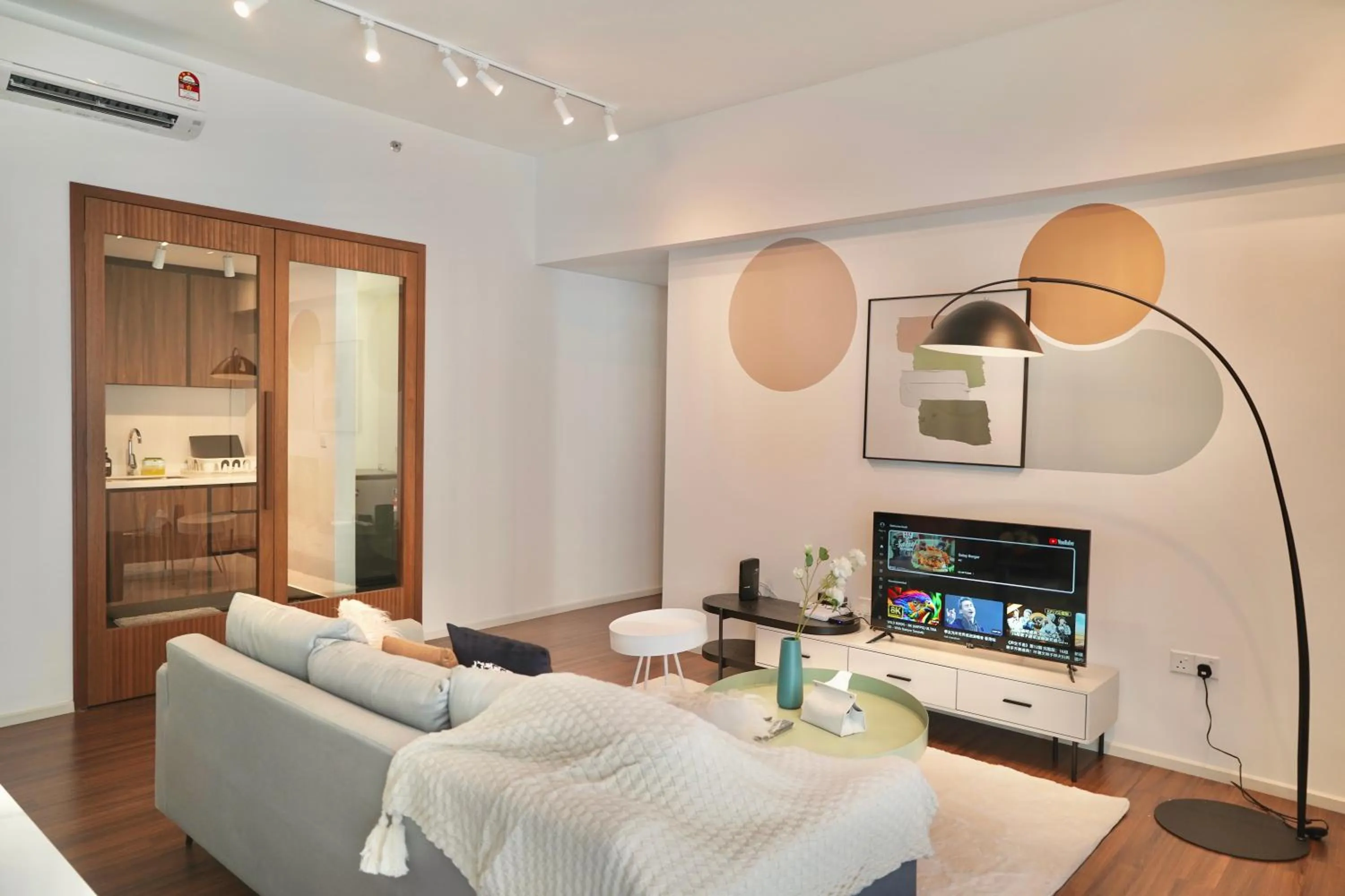 Superior Apartment in UNA Serviced Apartment by manatidur