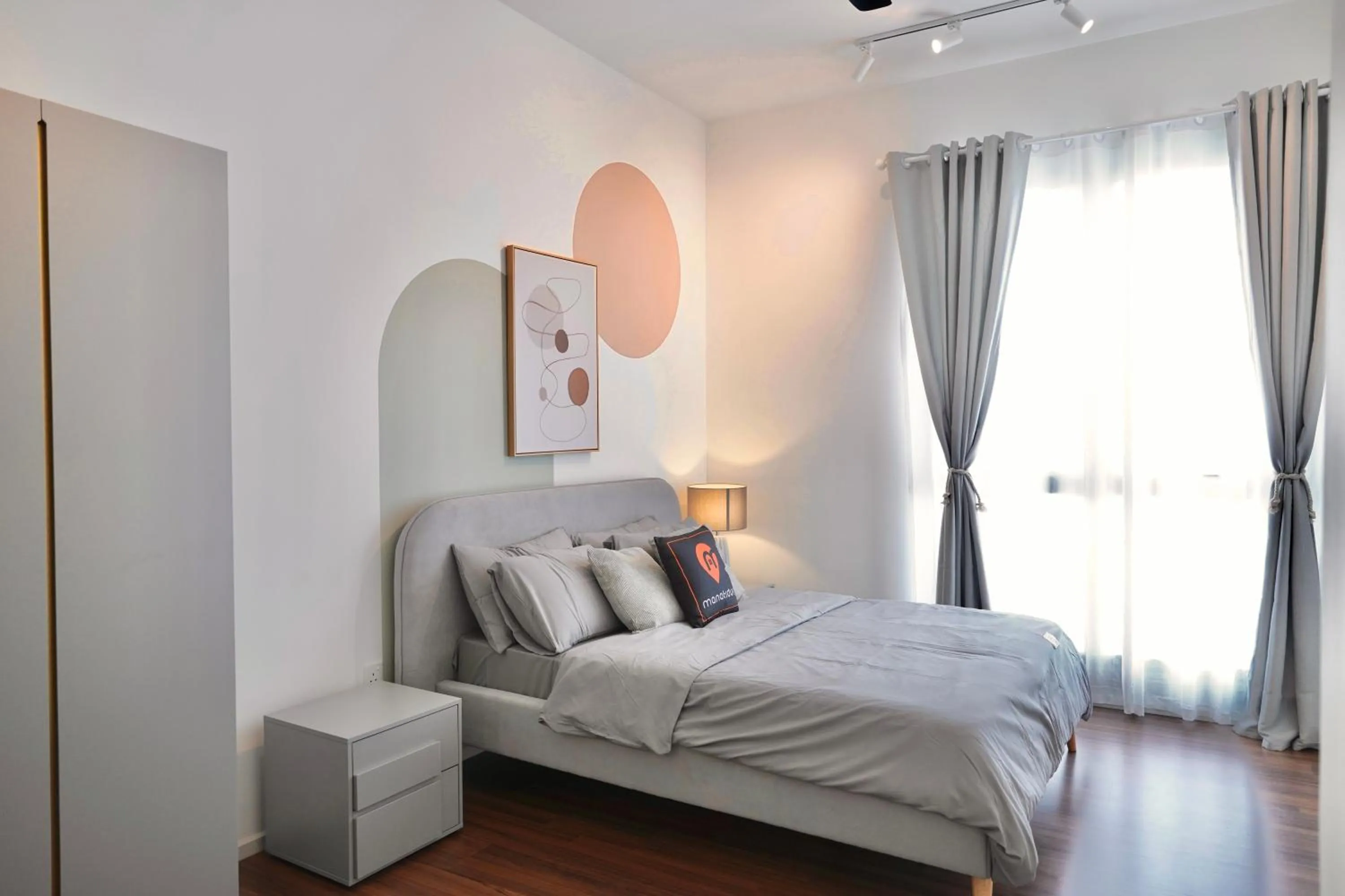 Bed in UNA Serviced Apartment by manatidur