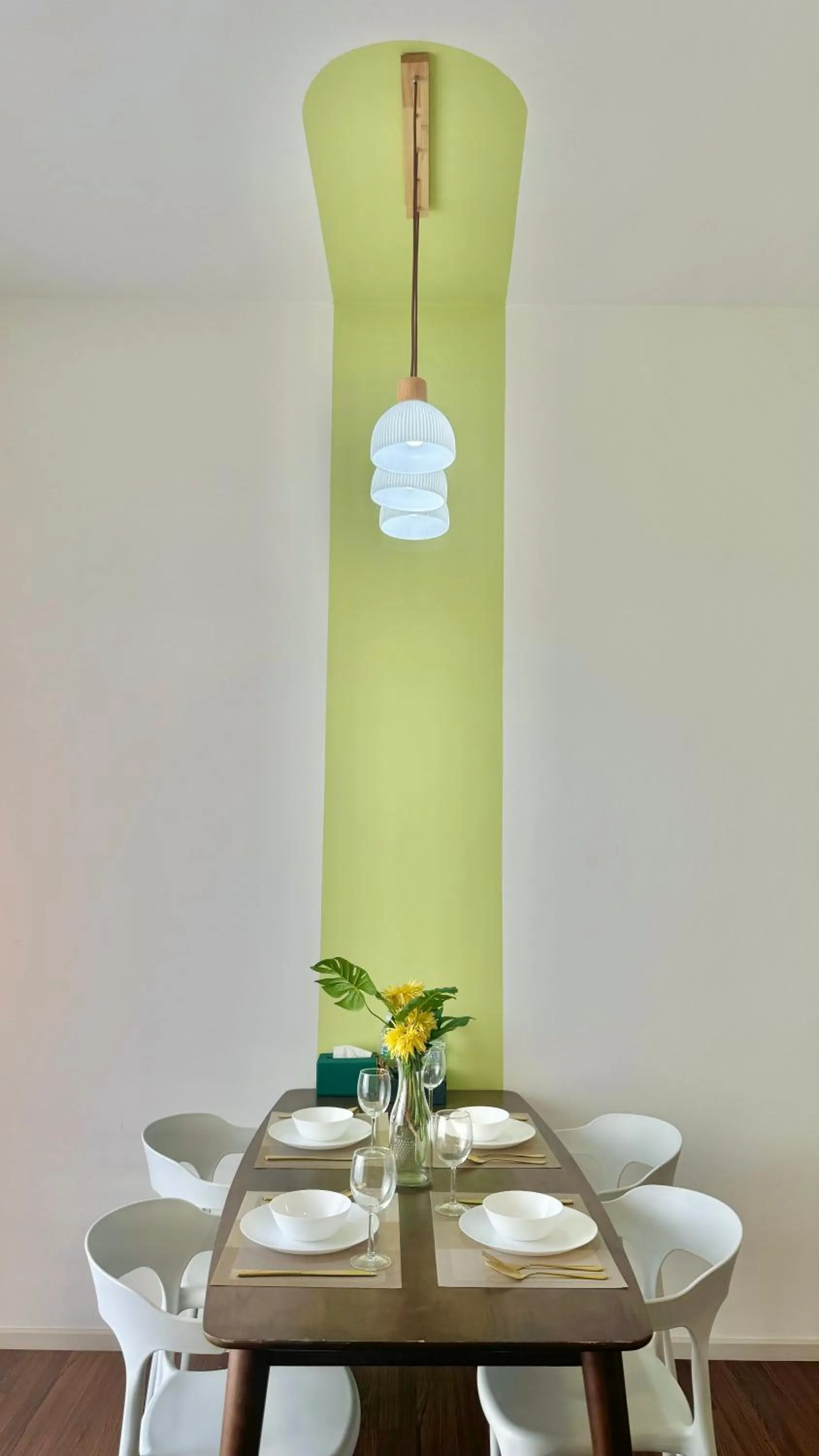 Seating area in UNA Serviced Apartment by manatidur