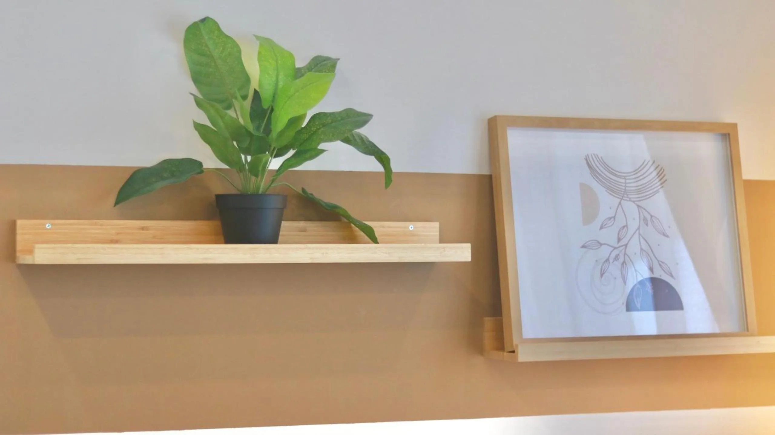 Decorative detail in UNA Serviced Apartment by manatidur