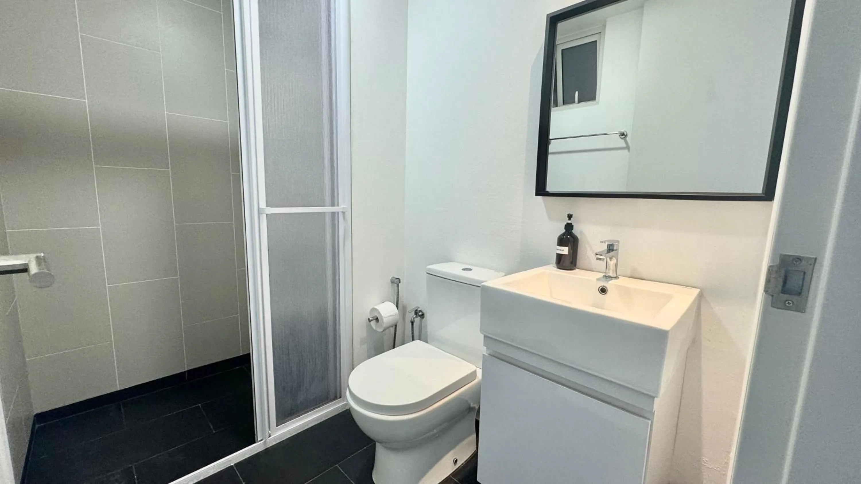 Bathroom in UNA Serviced Apartment by manatidur