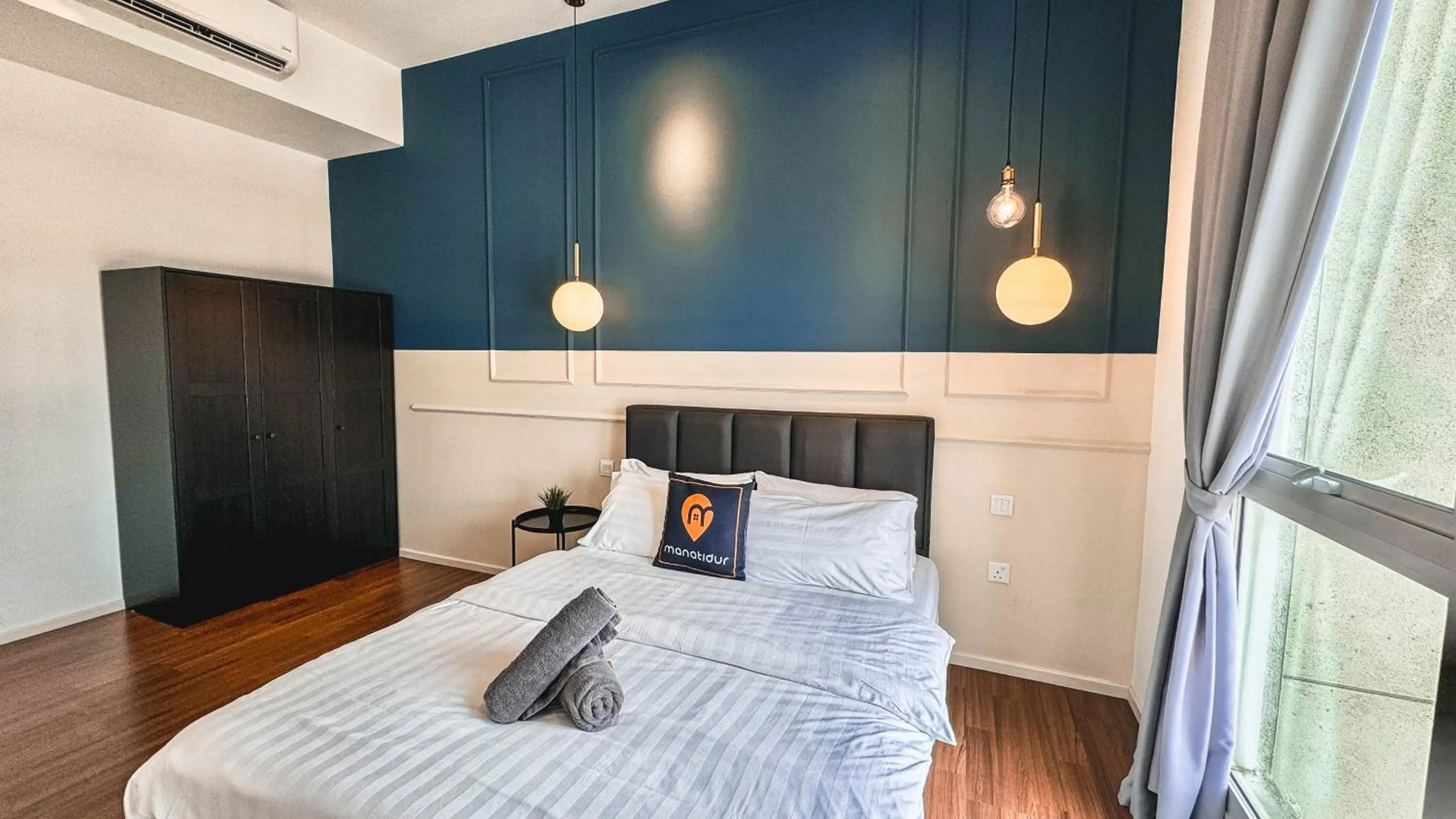 Bedroom, Bed in UNA Serviced Apartment by manatidur