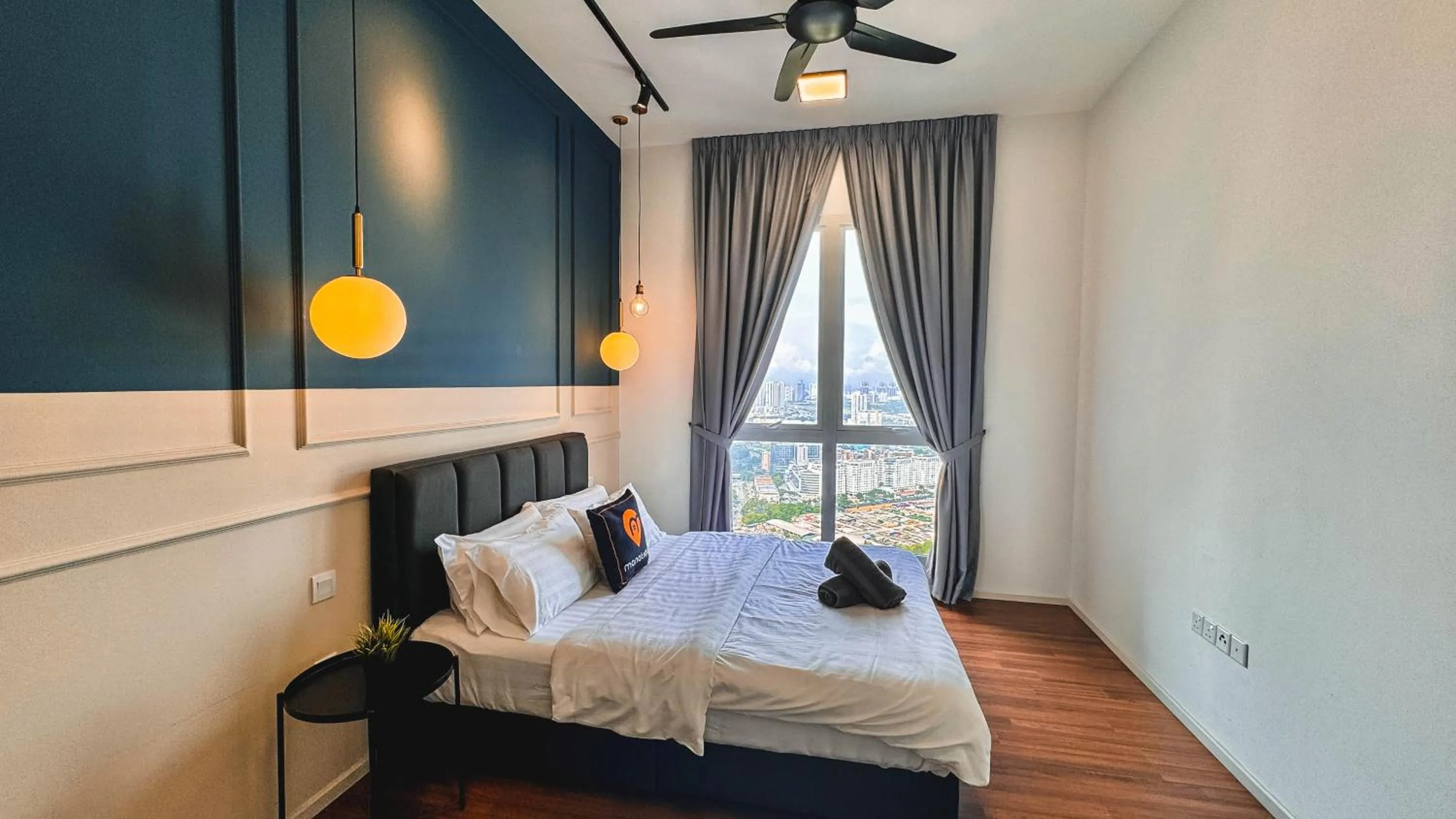 Bedroom, Bed in UNA Serviced Apartment by manatidur