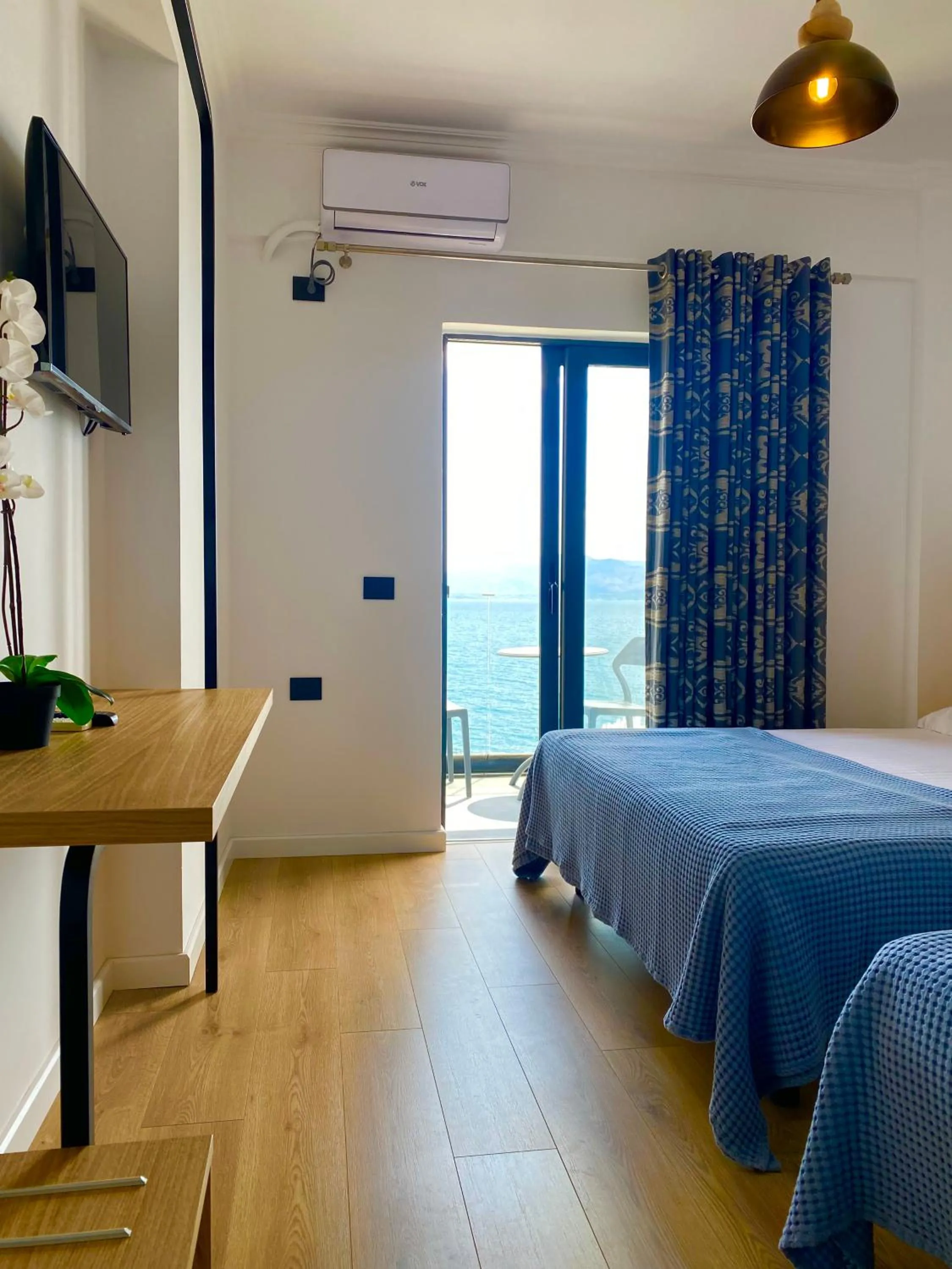 Bedroom, Bed in Hotel Nertili