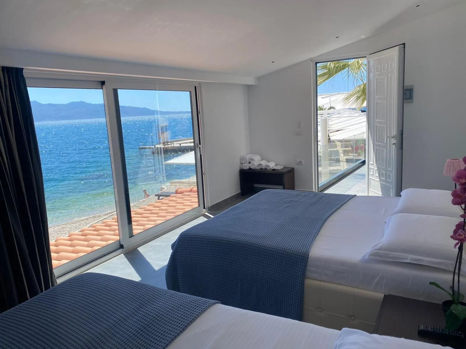 Photo of the whole room, Bed in Hotel Nertili