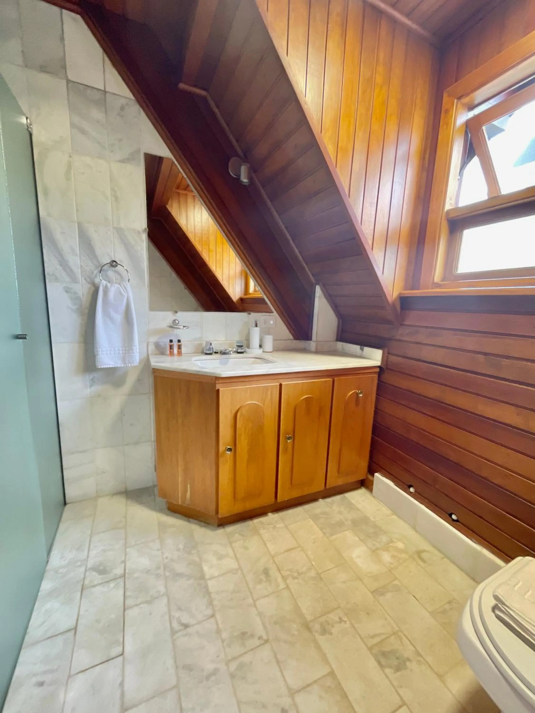 Shower in Casa Três Rios - Campos do Jordão