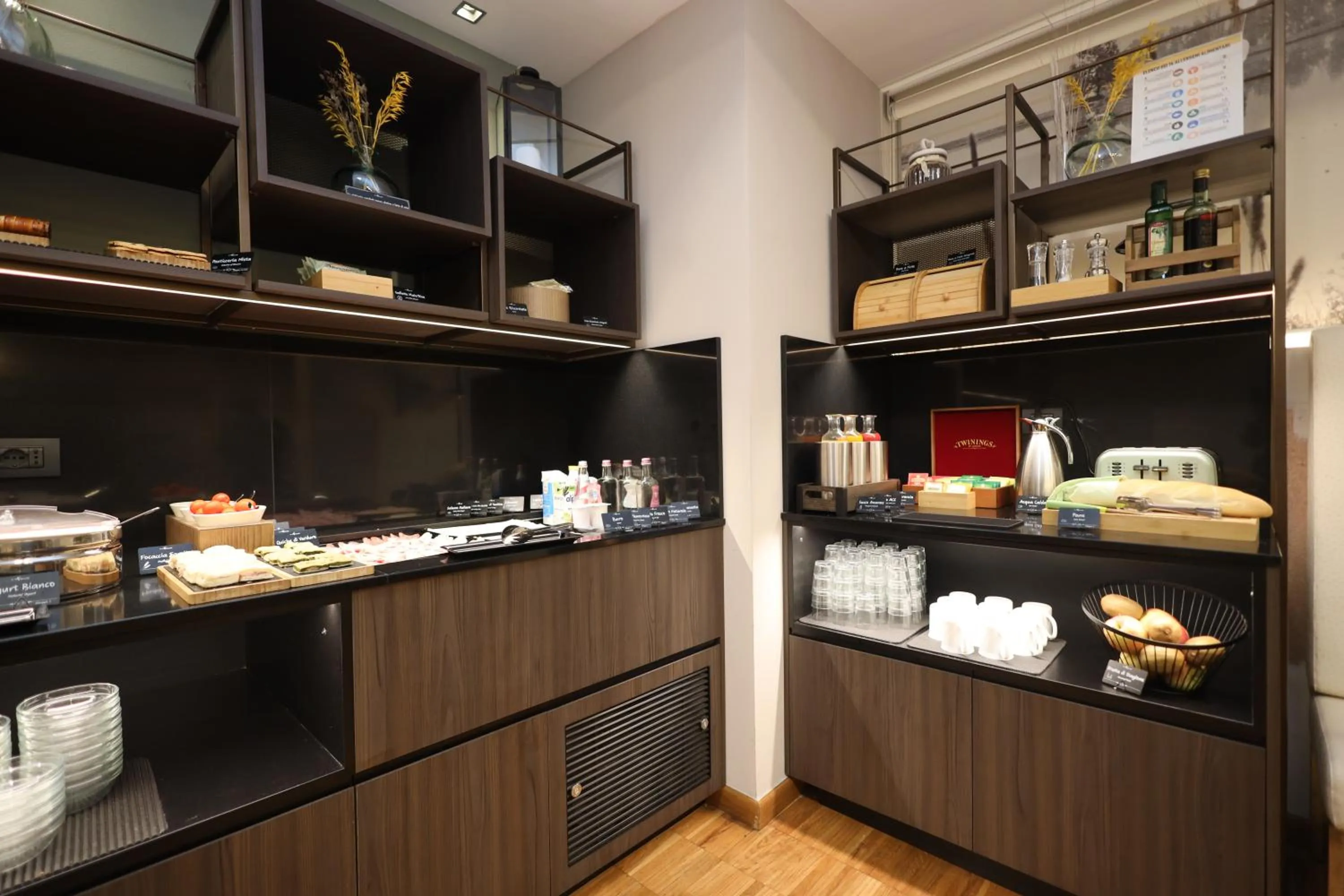 Coffee/tea facilities in LVG Hotel Collection - Cavour