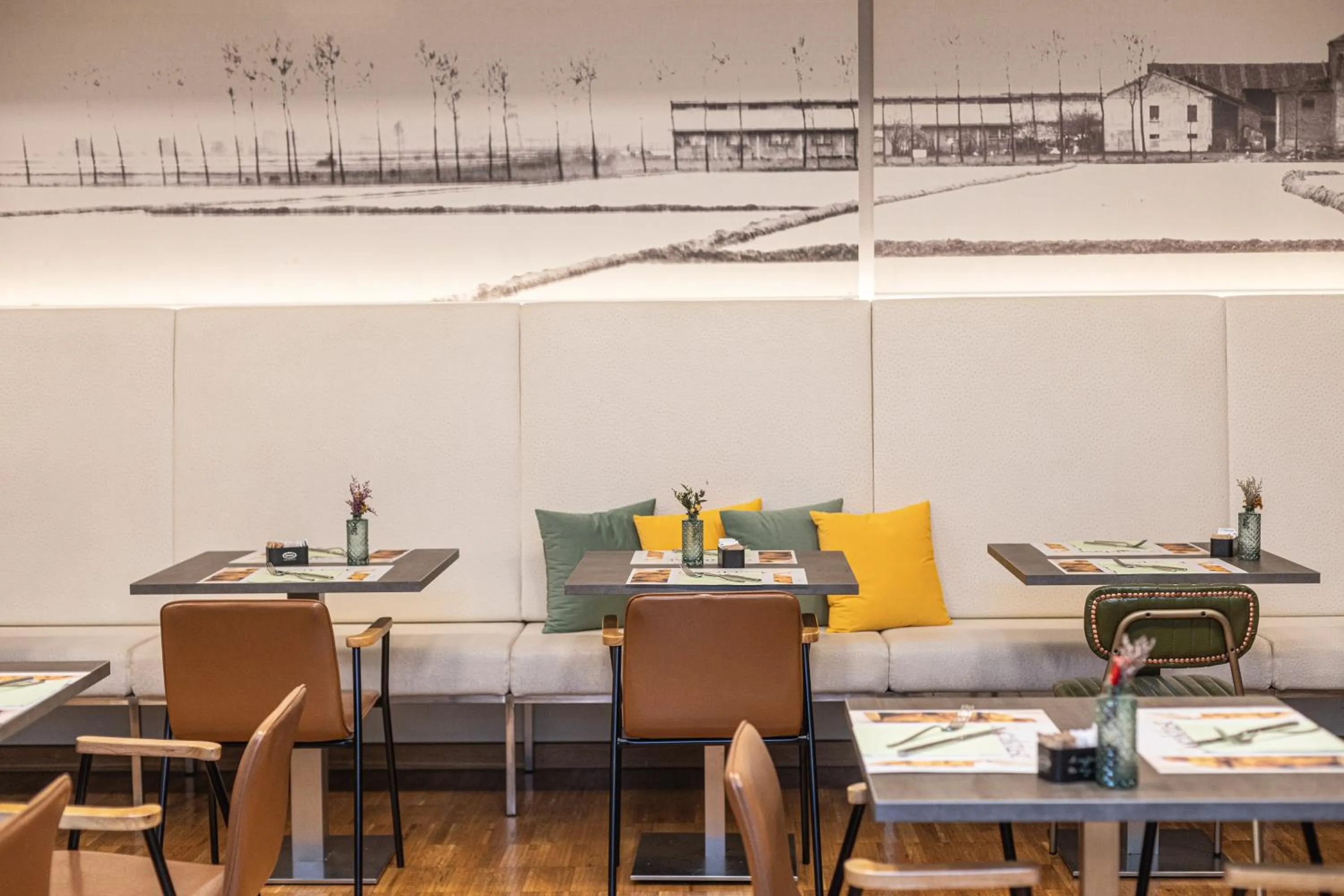 Restaurant/places to eat in LVG Hotel Collection - Cavour