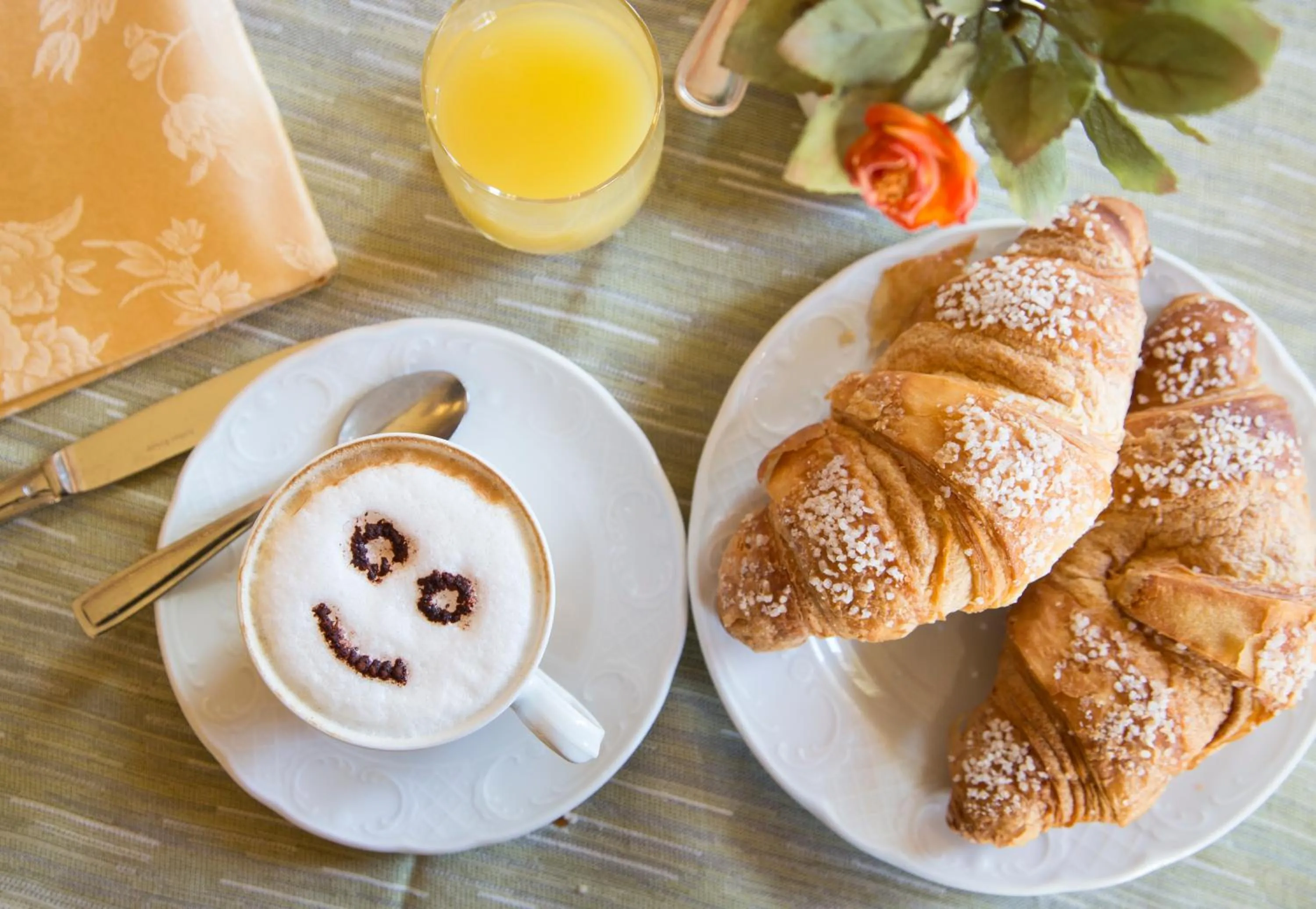 Food and drinks in LVG Hotel Collection - Belvedere San Gottardo