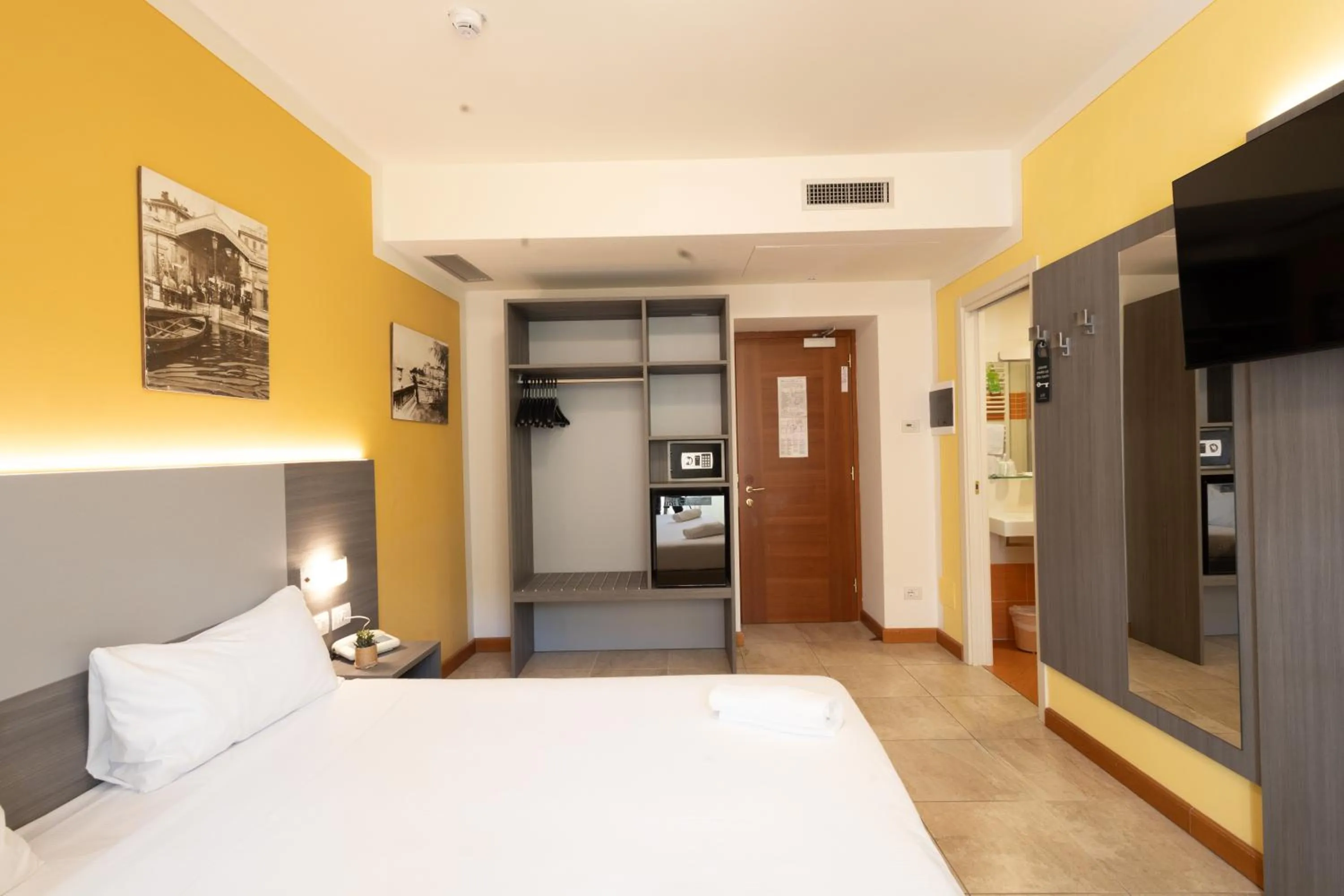 Bed in LVG Hotel Collection - Belvedere San Gottardo