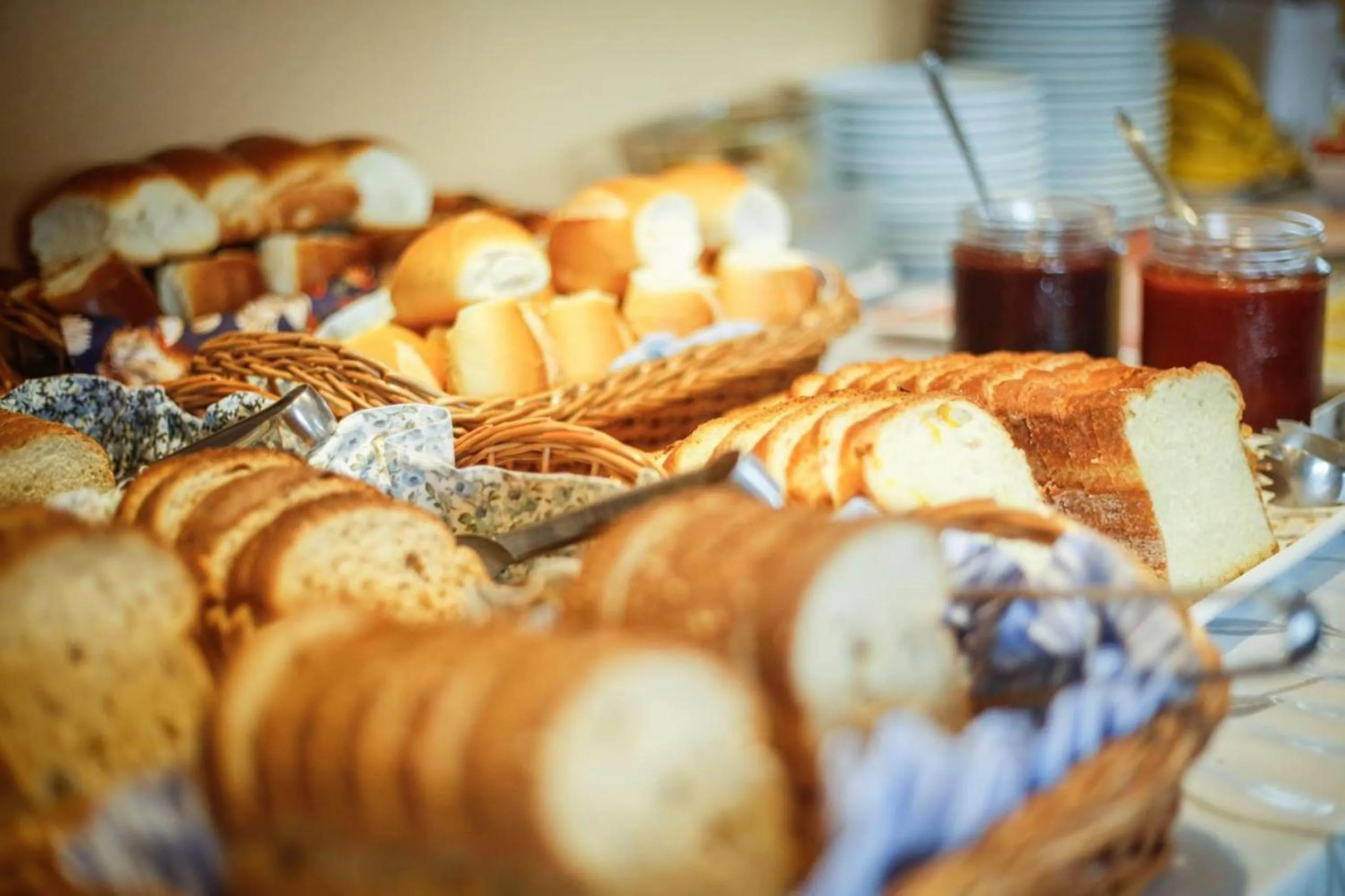 Restaurant/places to eat in Pousada Arquipélago