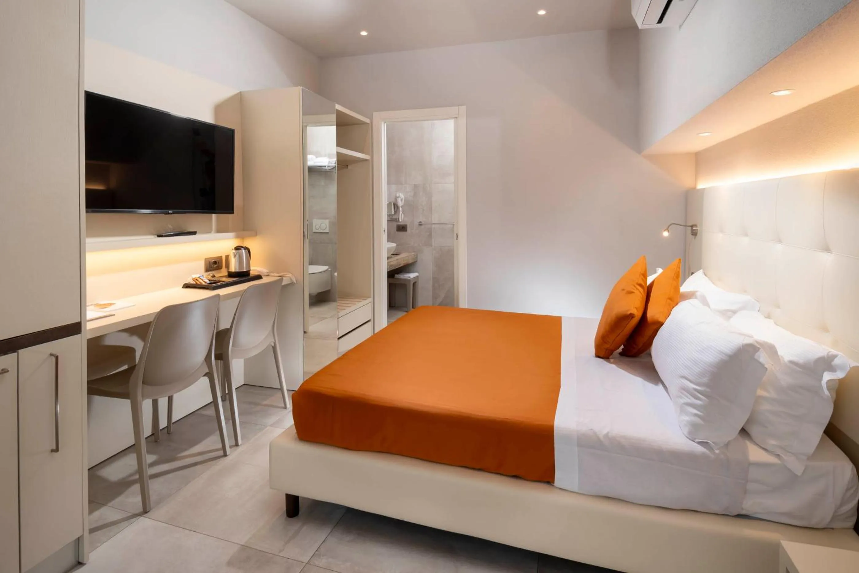 Bedroom, Bed in B&B Primrose Residence Hotel