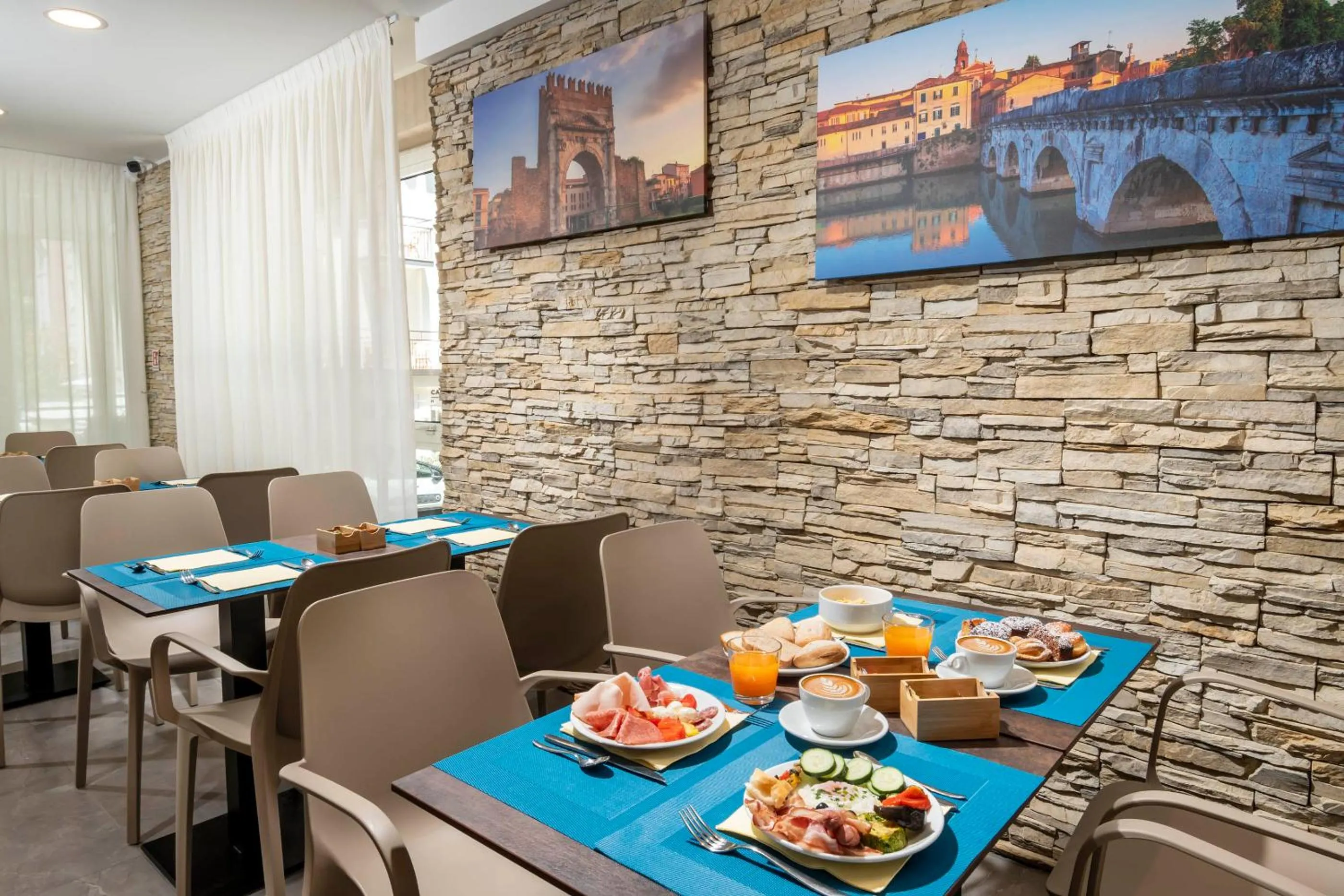 Breakfast in B&B Primrose Residence Hotel