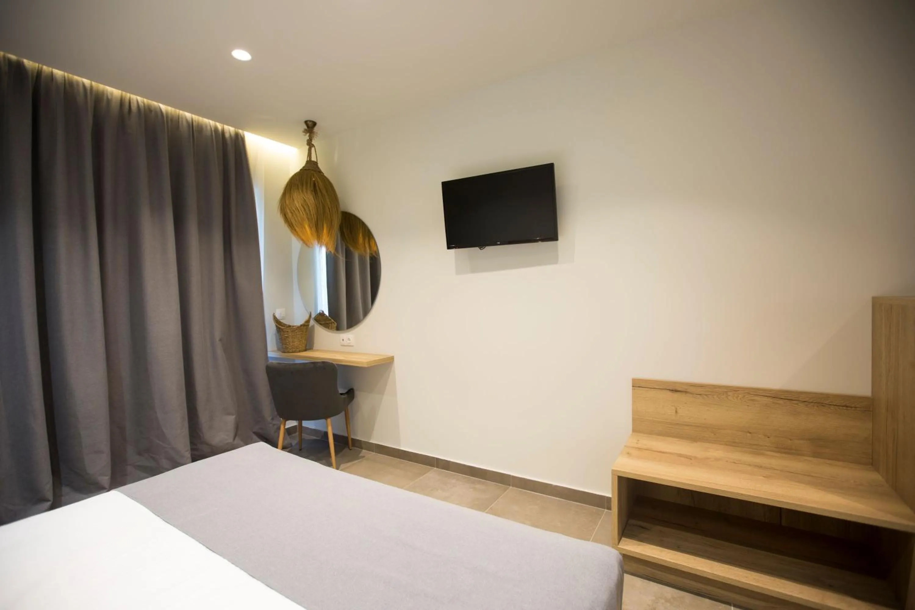 Bedroom, Bed in DeLight Luxury Rooms