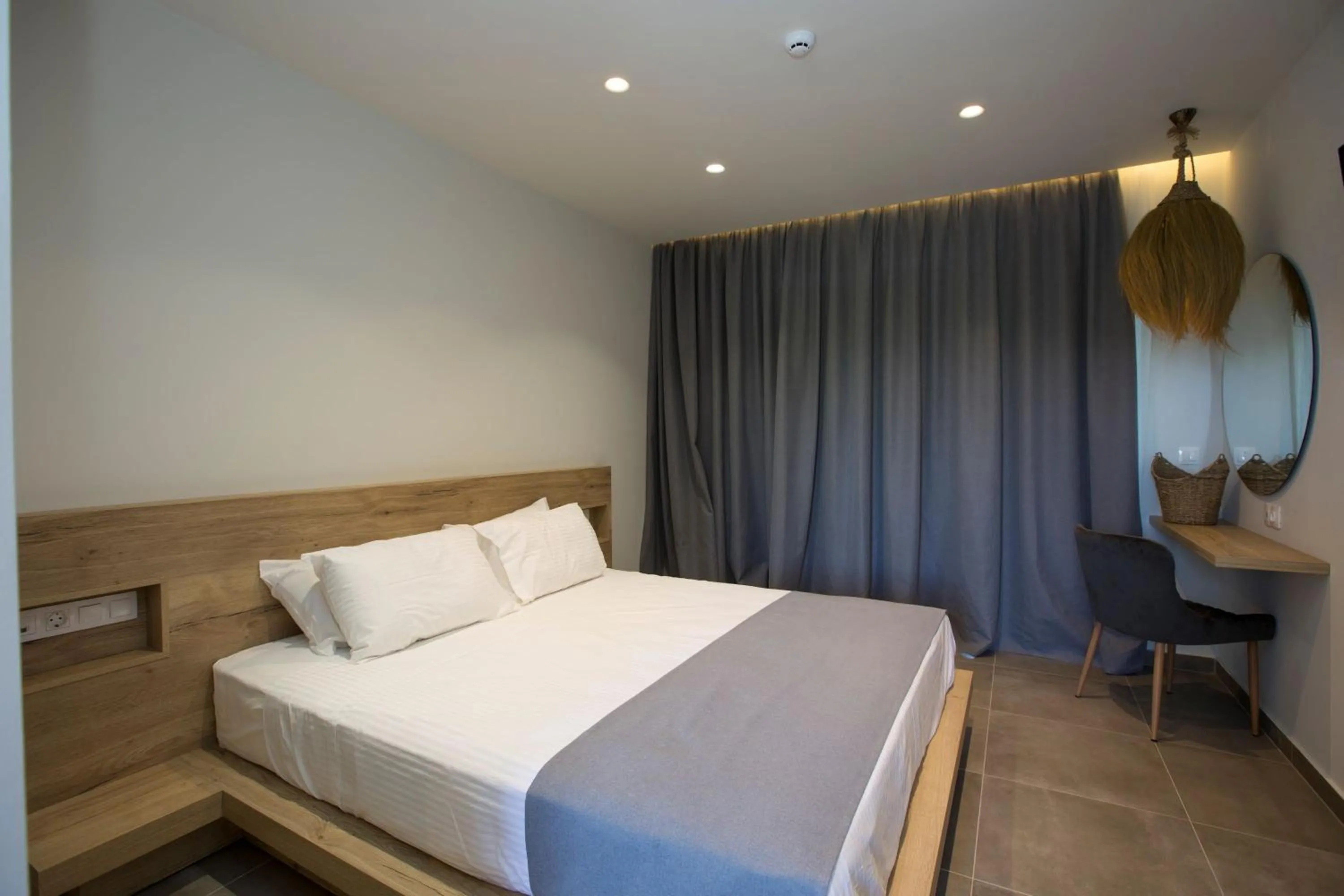 Bedroom, Bed in DeLight Luxury Rooms