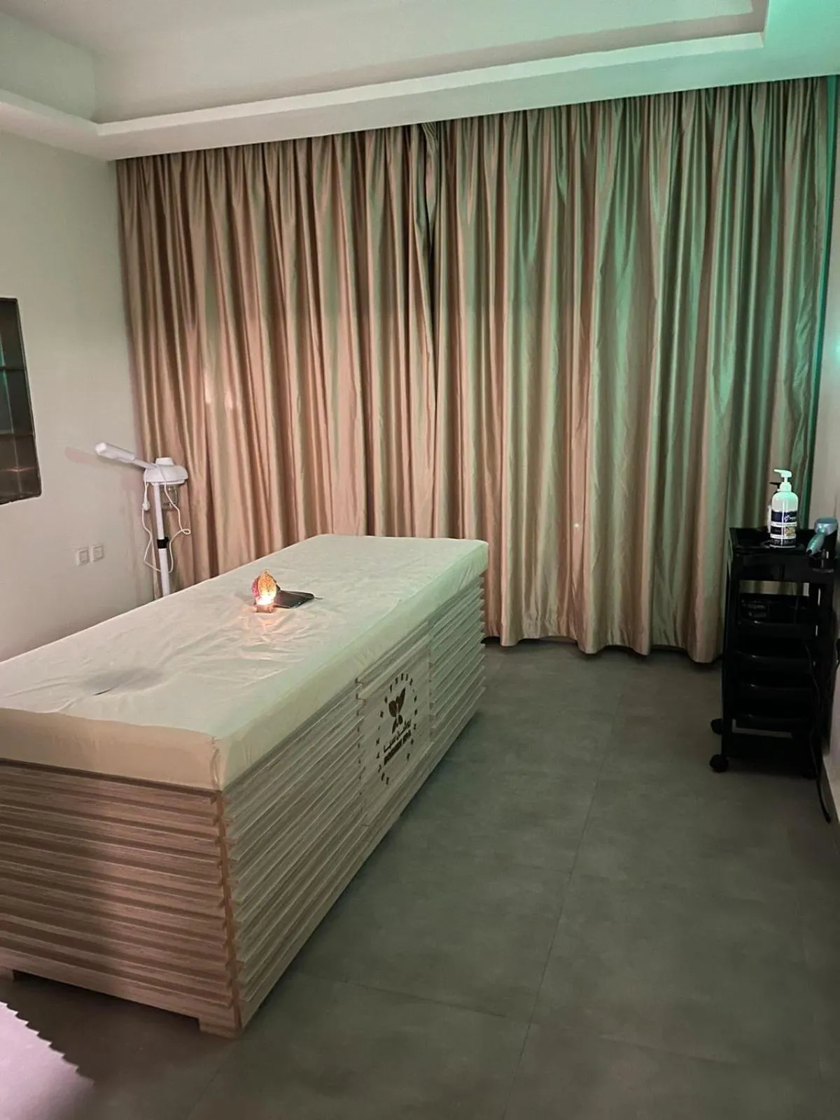 Massage, Bed in Smayah Residence Hotel - Riyadh Convention & Exhibition center