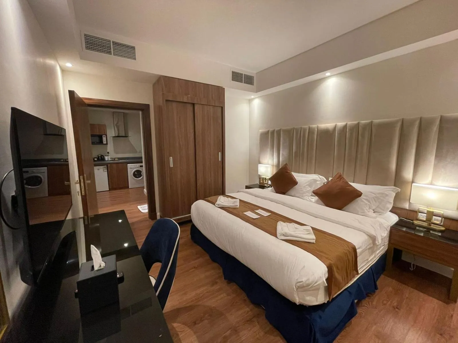 Bed in Smayah Residence Hotel - Riyadh Convention & Exhibition center