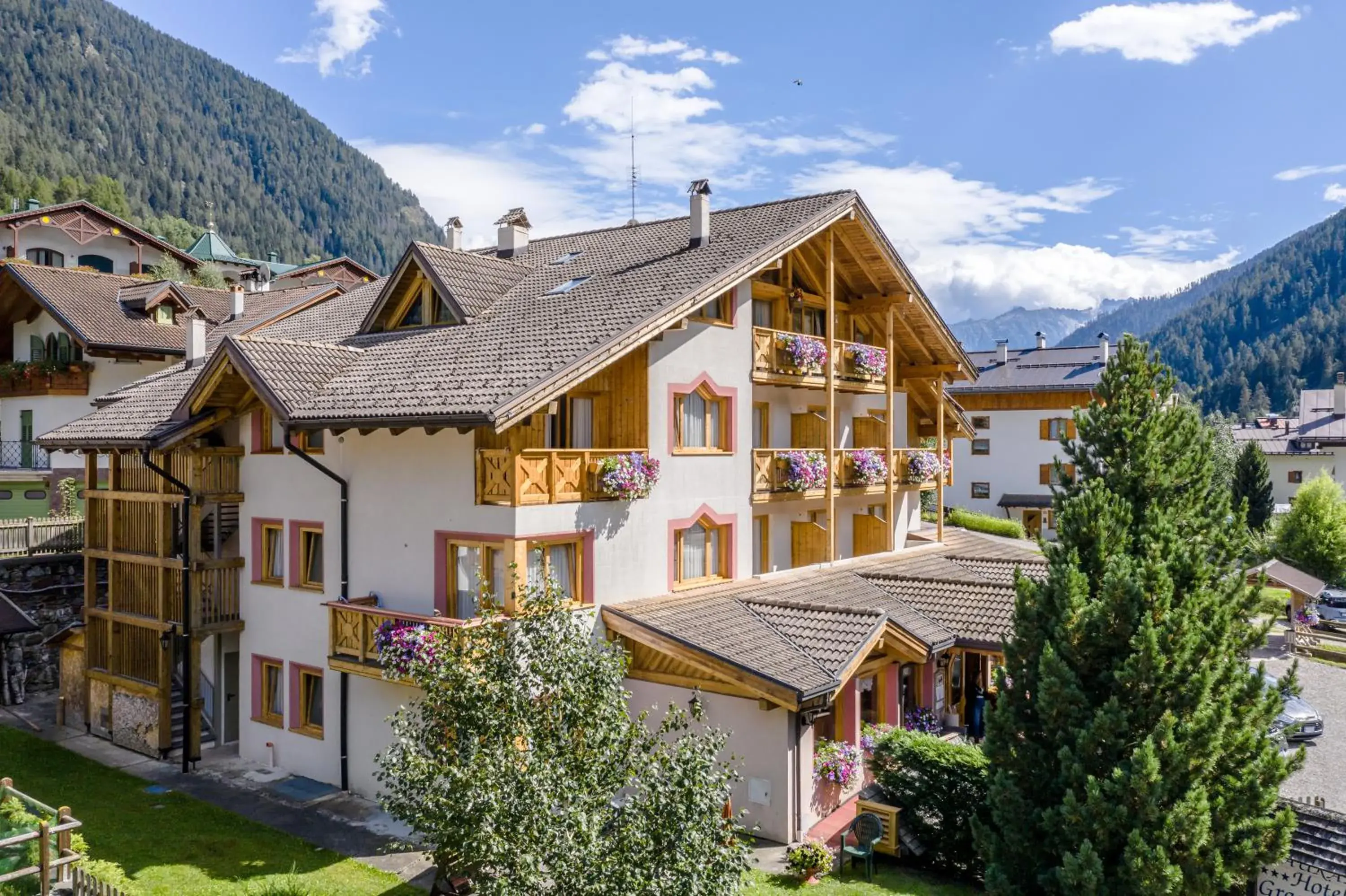 Active Hotel Gran Zebru' Active Hotel Gran Zebru'
