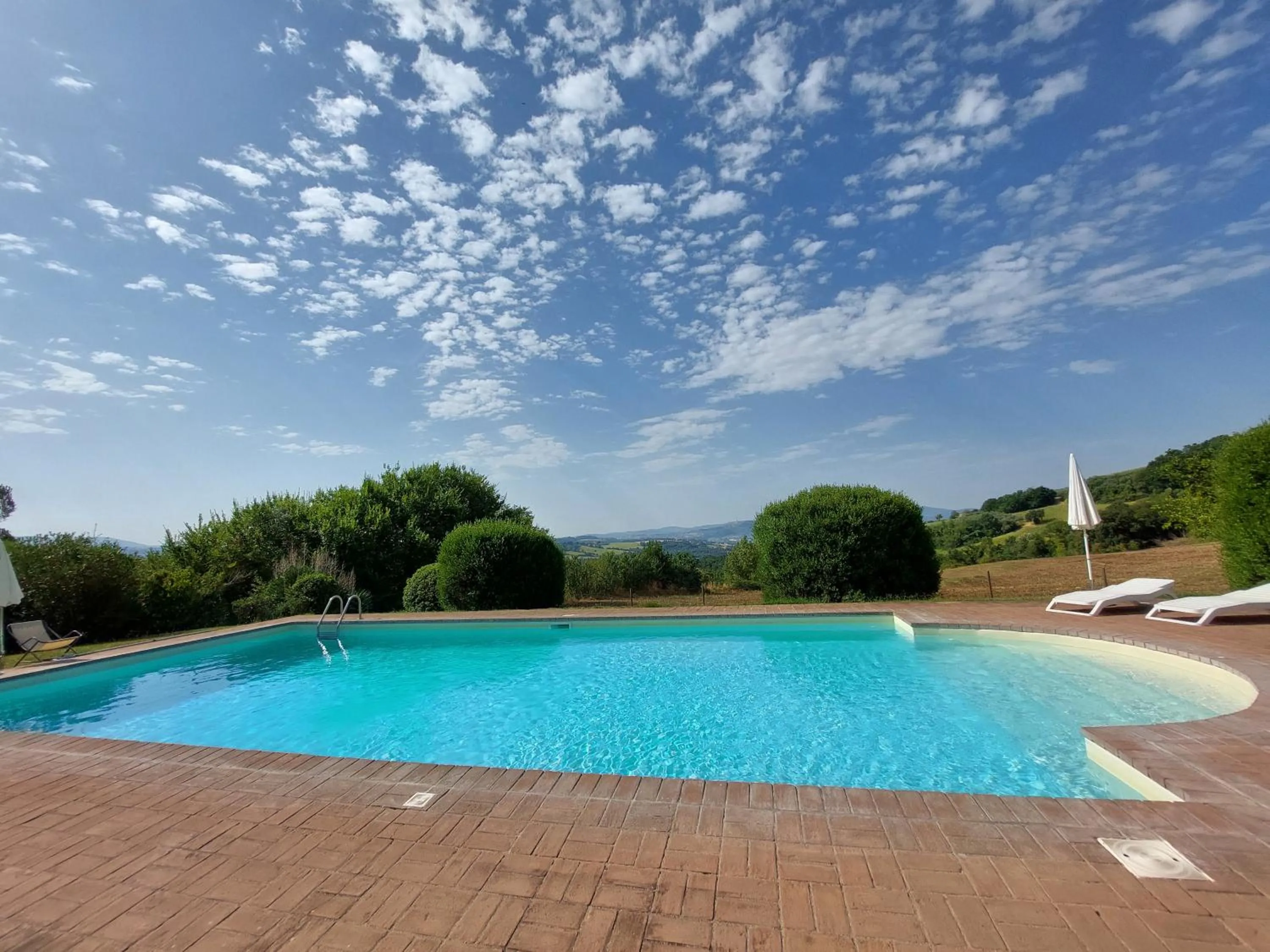 Swimming pool in Il Borghetto