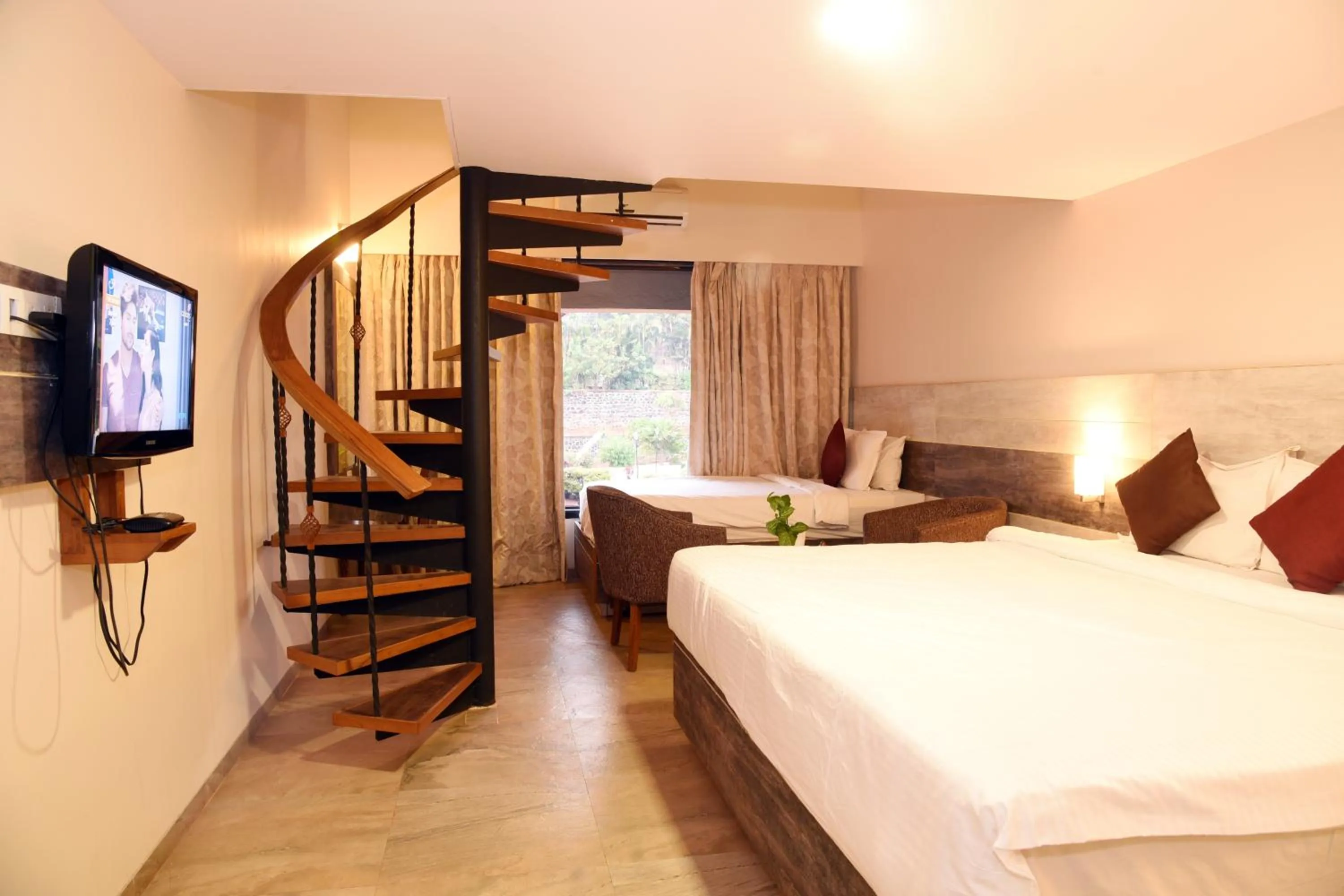 Photo of the whole room, Bed in Blue Country Resort