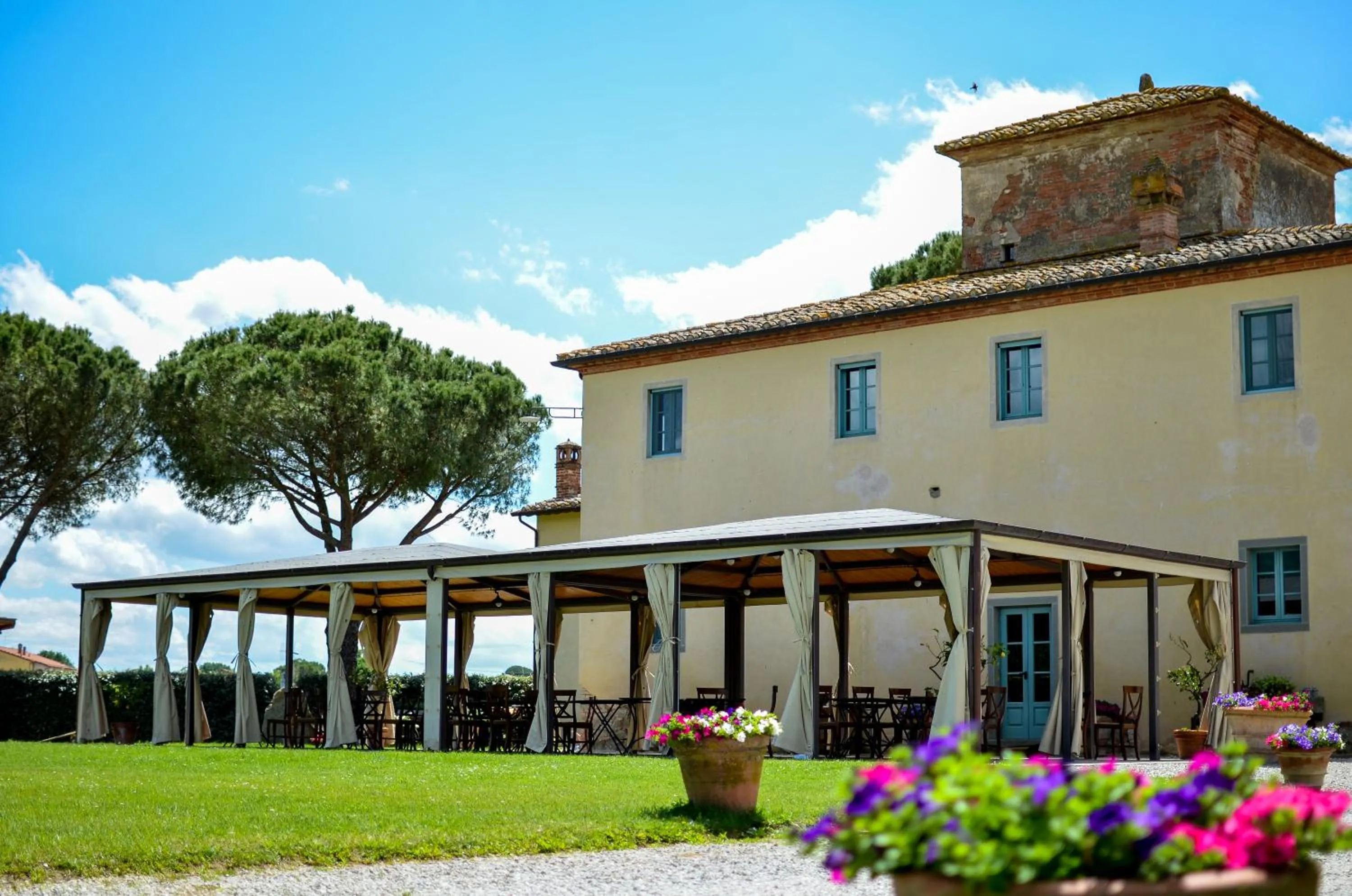 Property building in Cortona Resort-Le Terre Dei Cavalieri