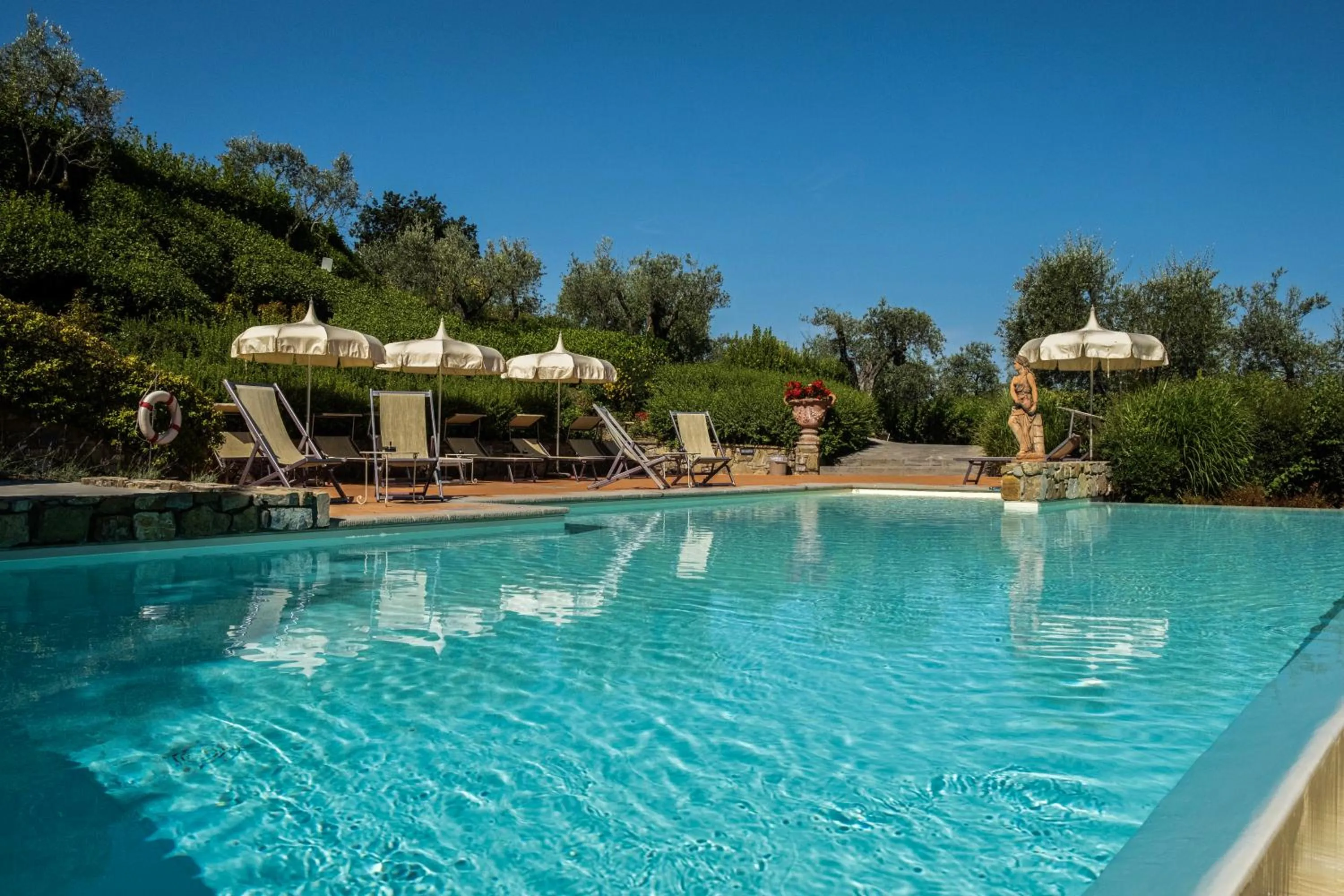 Swimming pool in Residenza Il Colle