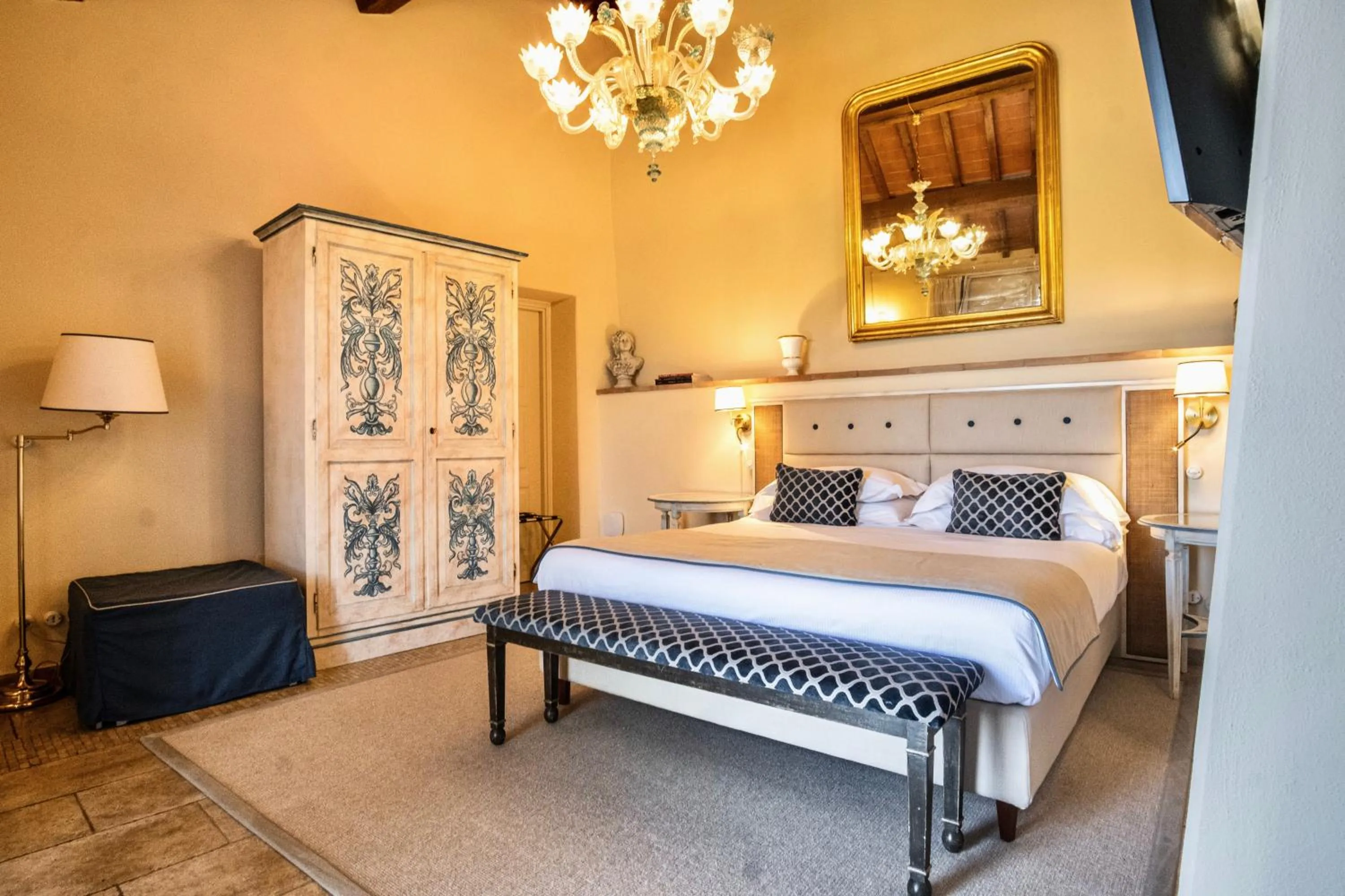 TV and multimedia in Residenza Il Colle