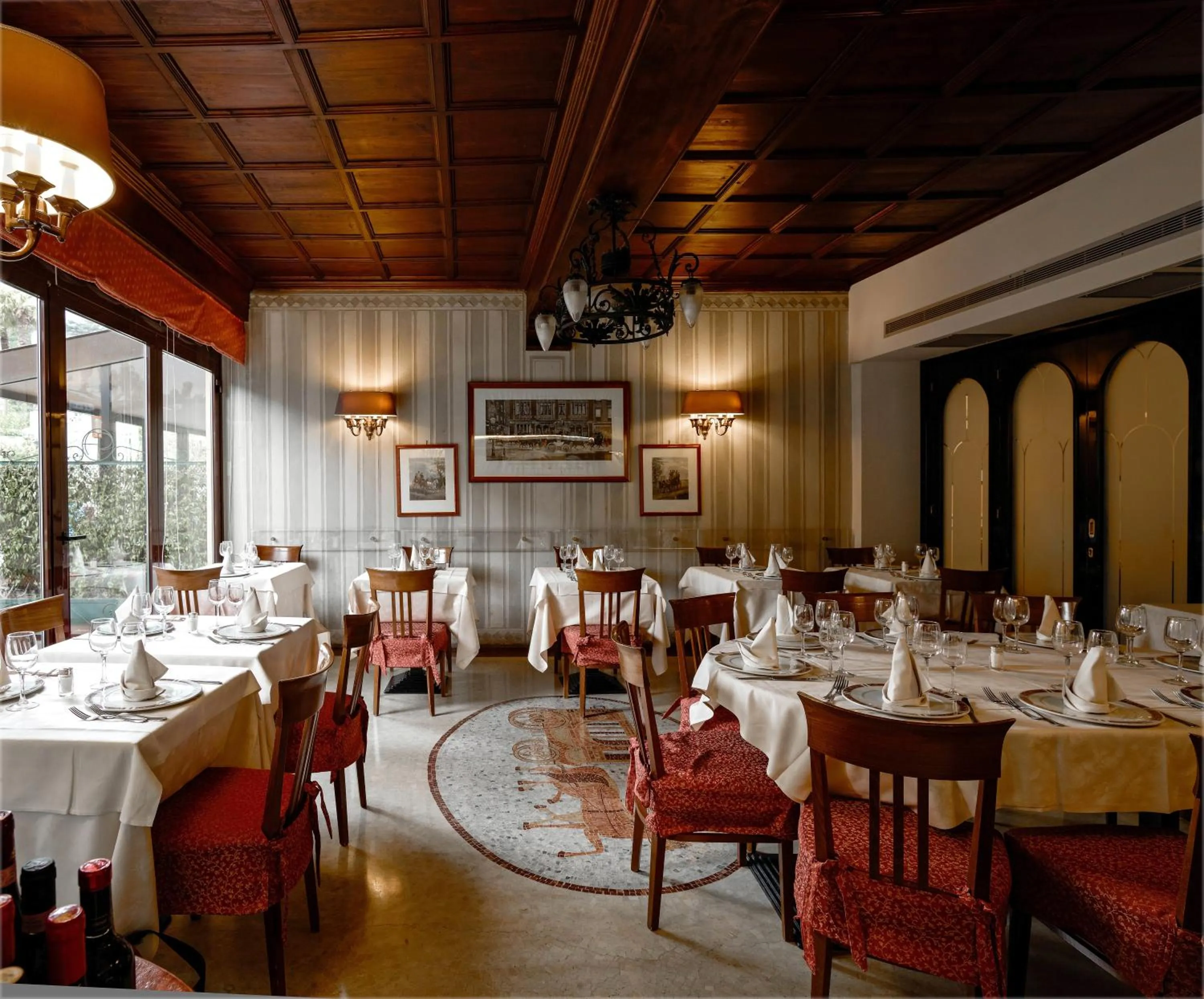 Restaurant/places to eat in Hotel Posta