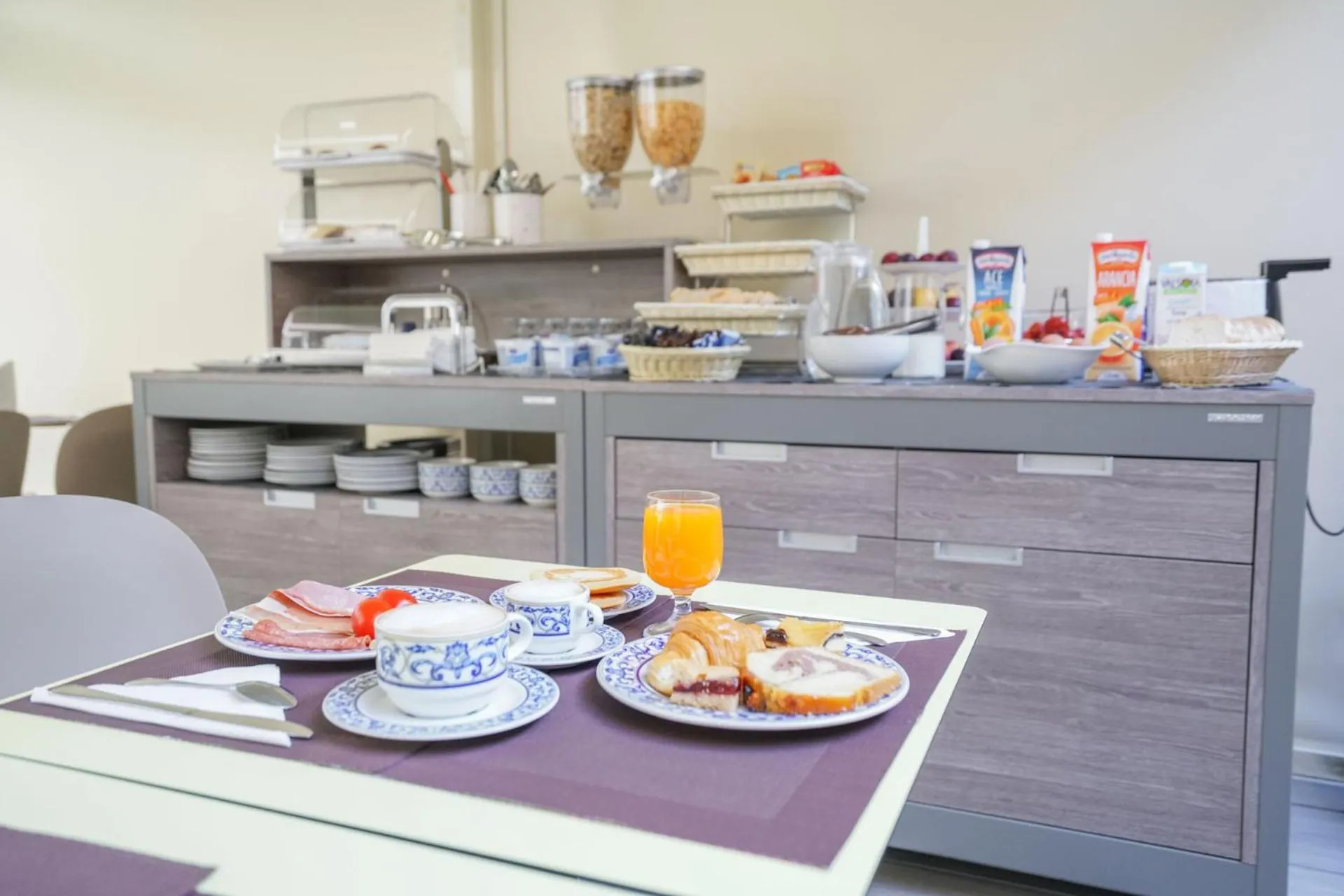 Food in Hotel St. Moritz