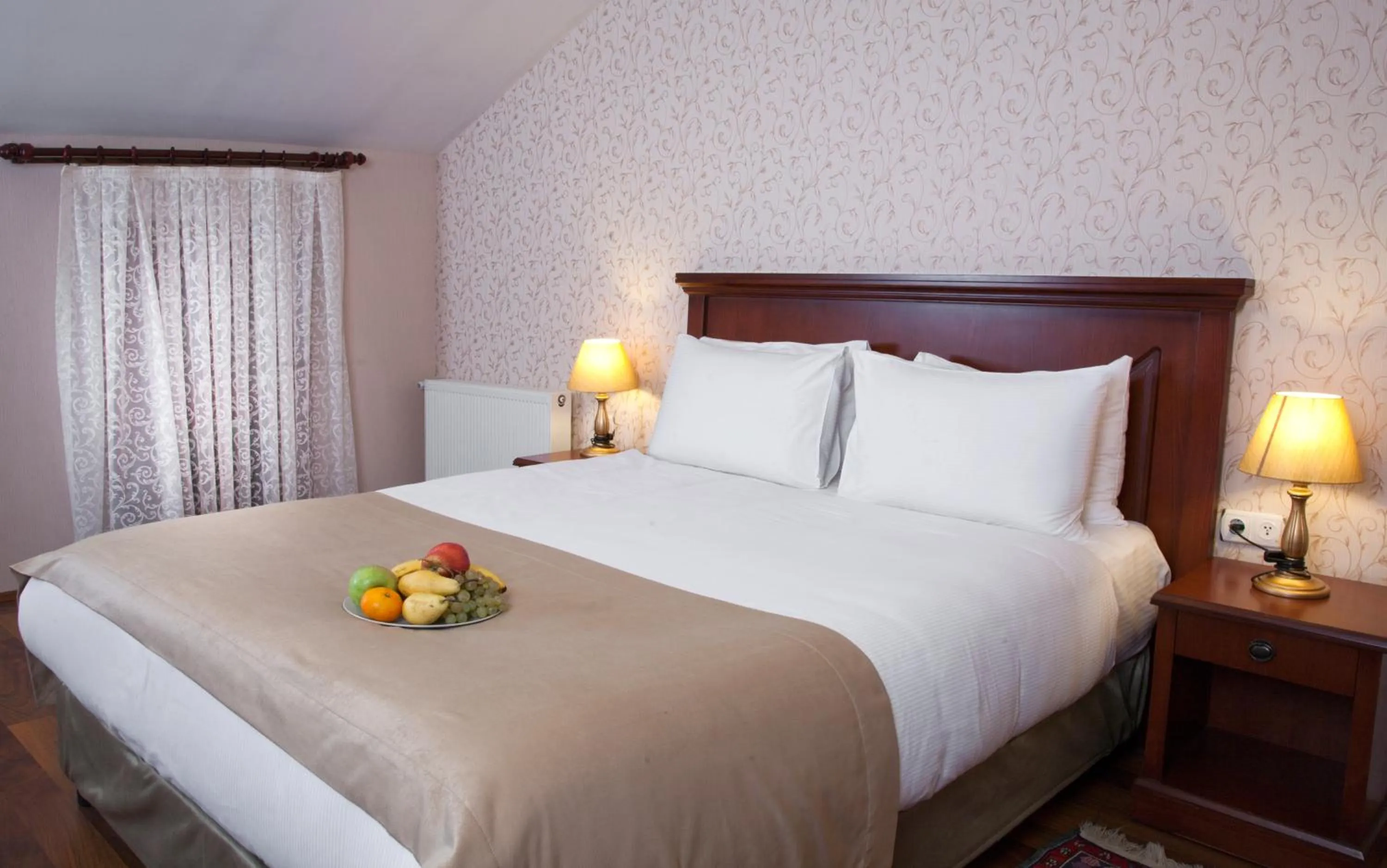 Bedroom, Bed in Sultanahmet Suites