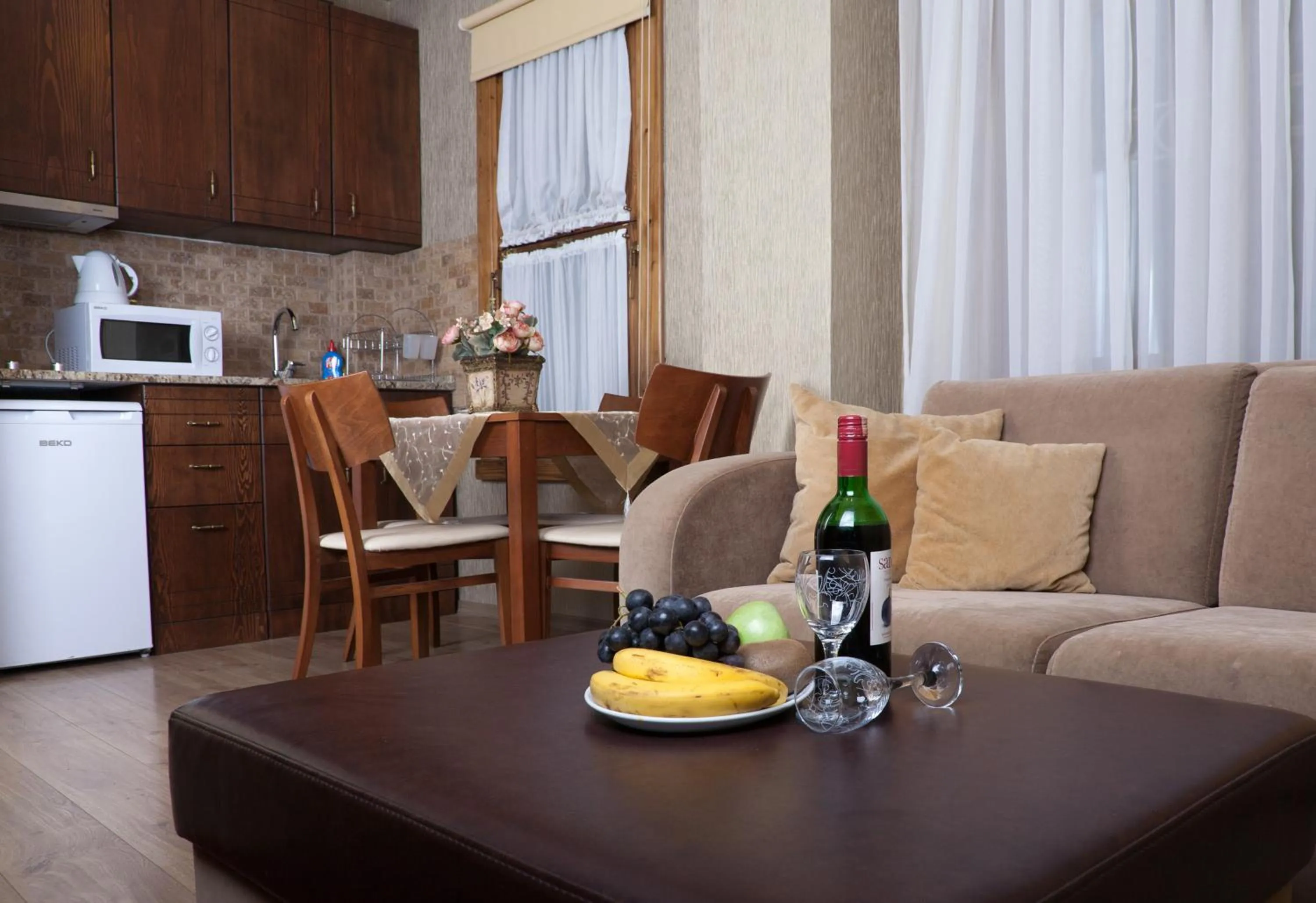 Kitchen or kitchenette in Sultanahmet Suites