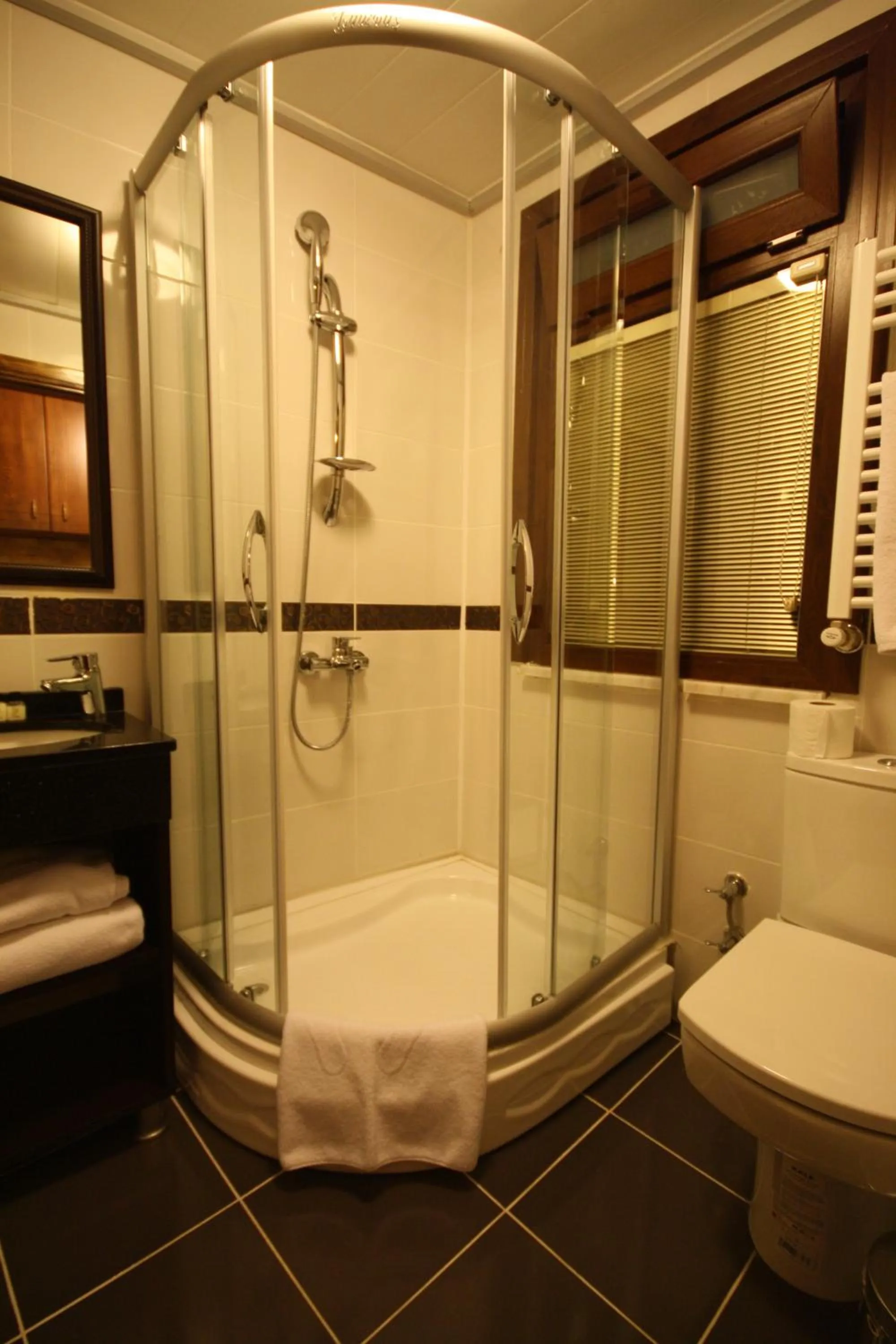 Bathroom in Sultanahmet Suites