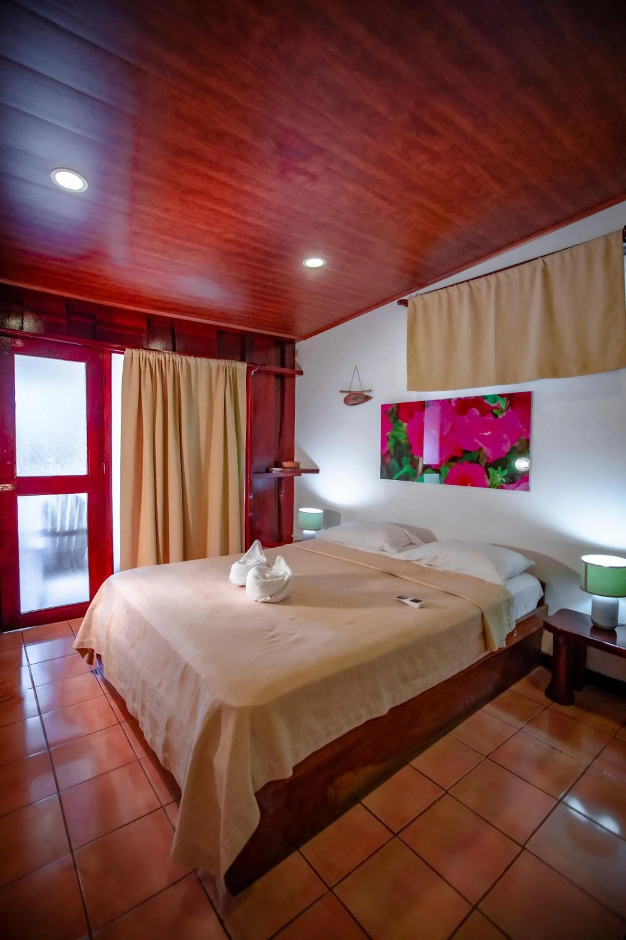 Bed in Hotel El Jardin