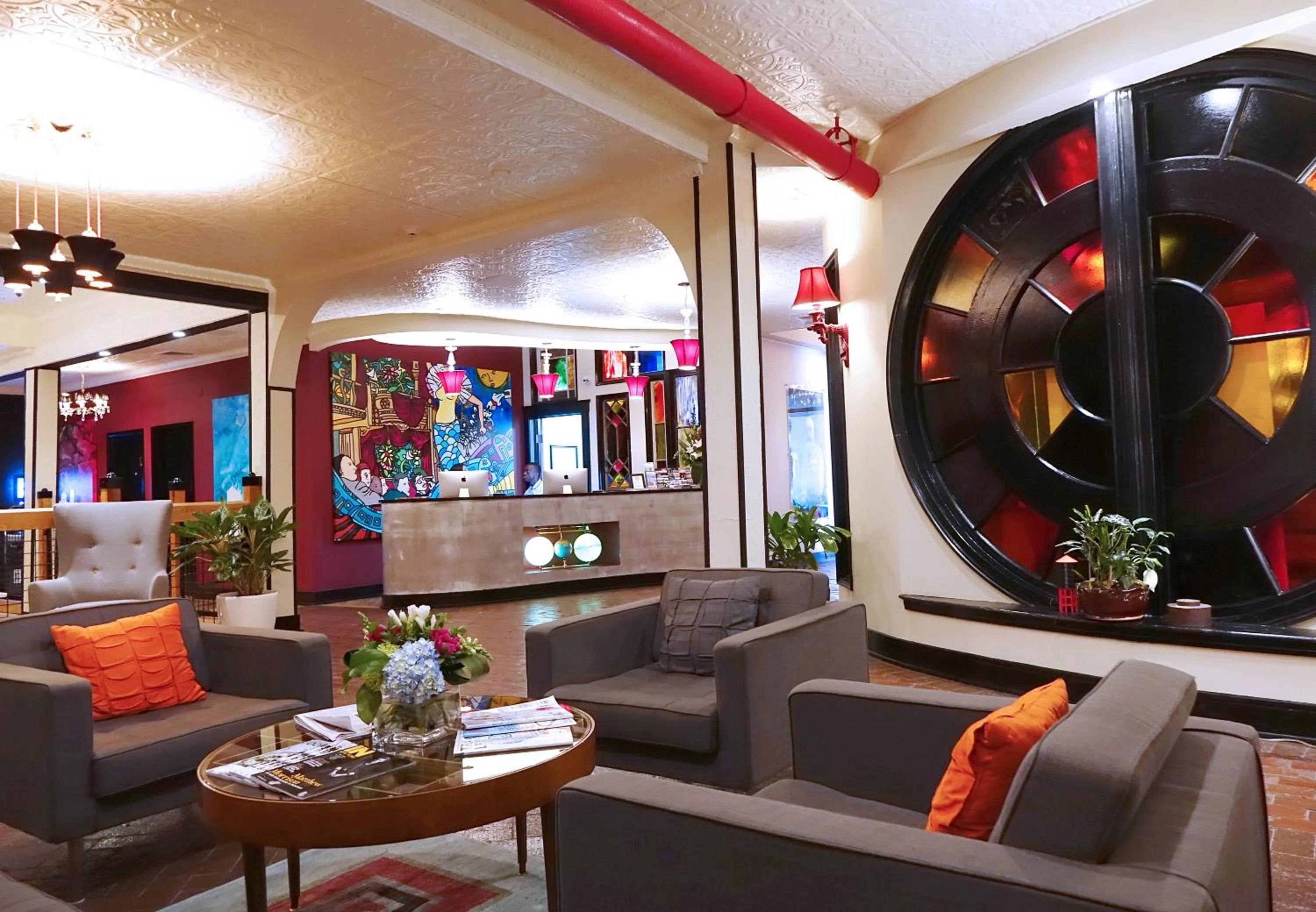 Lobby or reception in Henry Norman Hotel