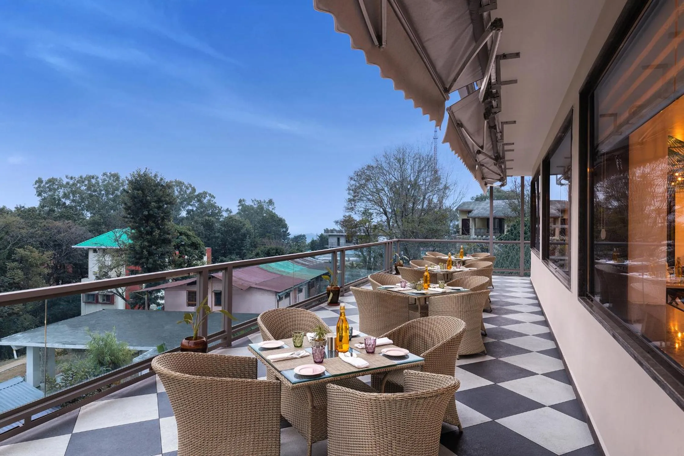 Restaurant/places to eat in INFINITEA CENTRIC DHARAMSHALA