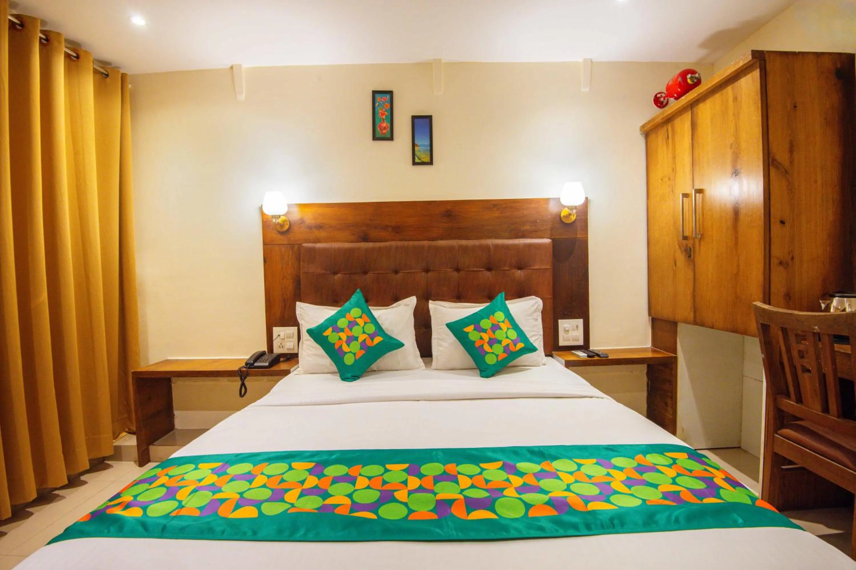 Bedroom, Bed in Treebo Anam International