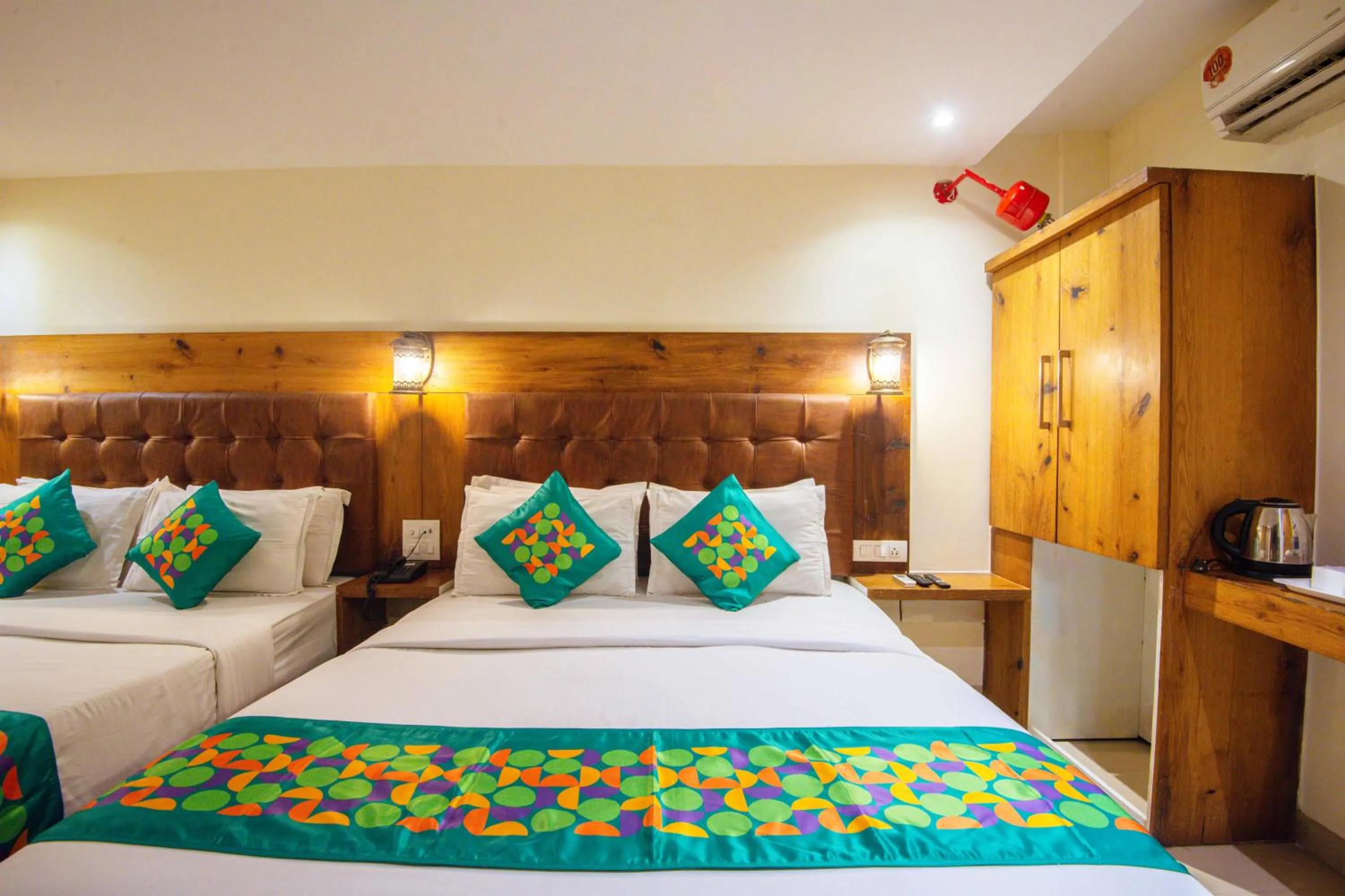 Bedroom, Bed in Treebo Anam International