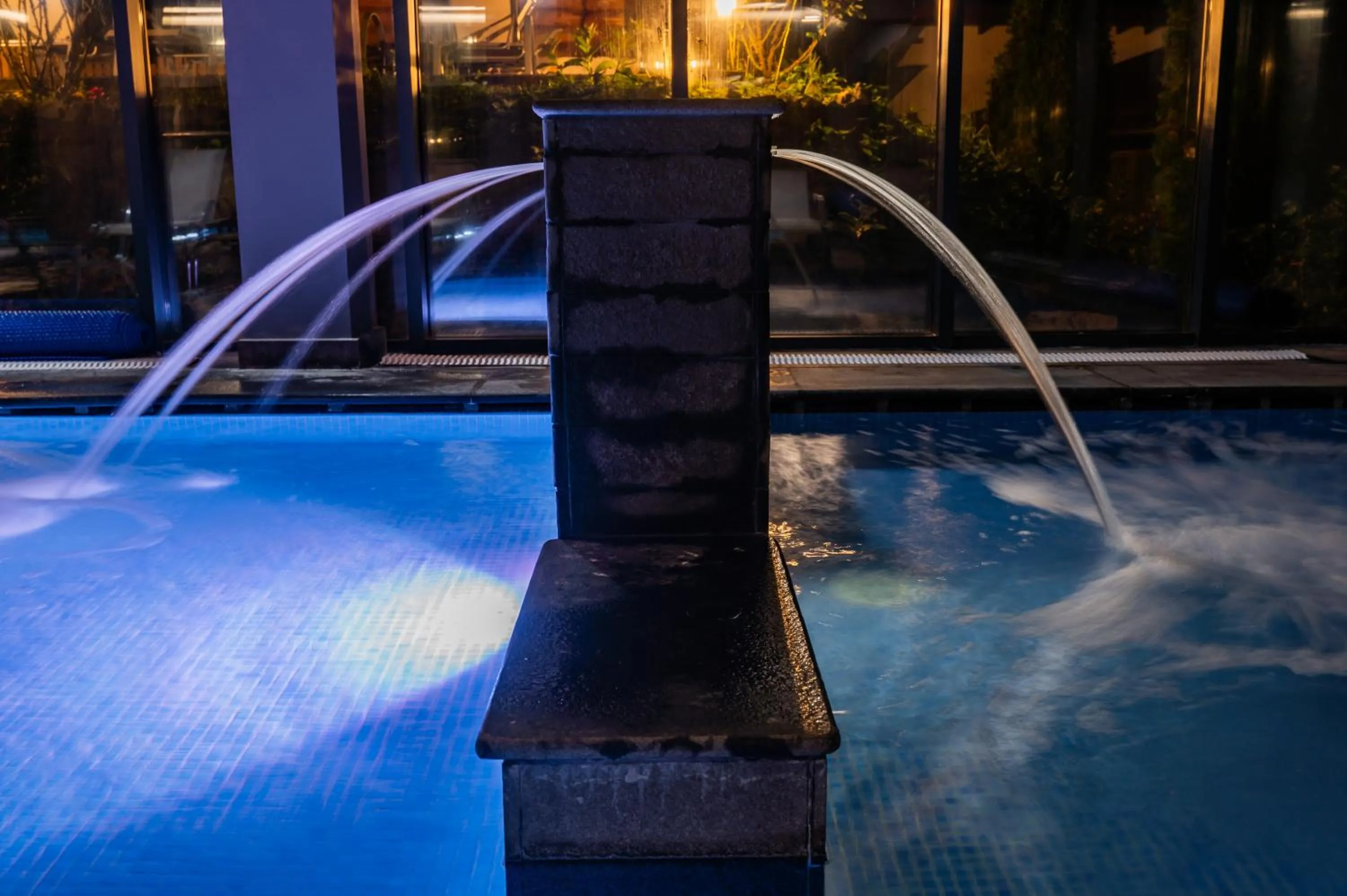 Swimming pool in Q Chalet