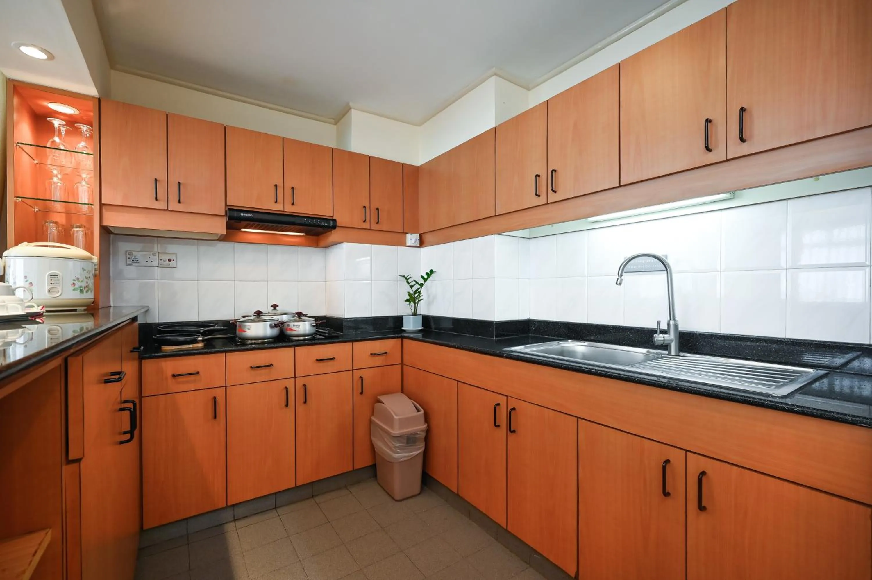 stove in Cityview Serviced Apartment & Hotel Ho Chi Minh City