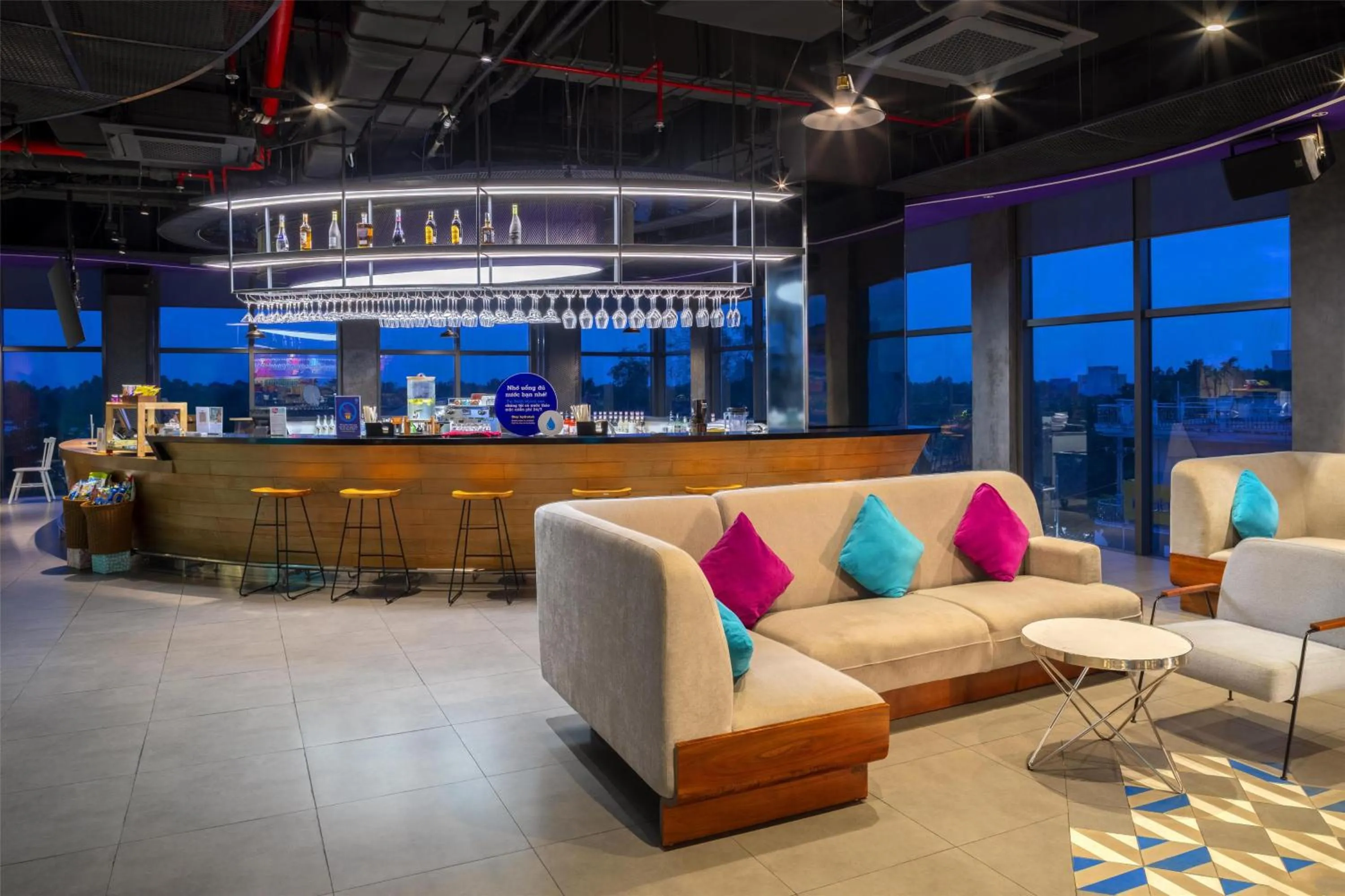 Lobby or reception in Tru by Hilton Hau Giang City Centre