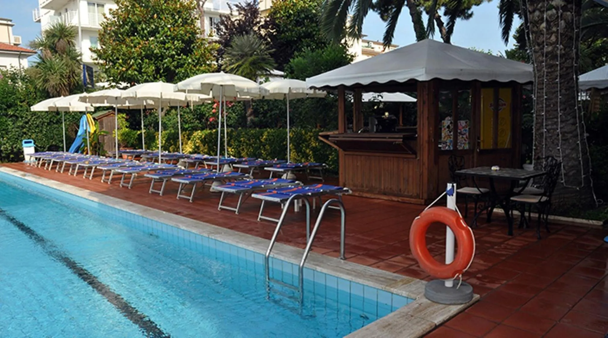 Swimming pool in Hotel Eur