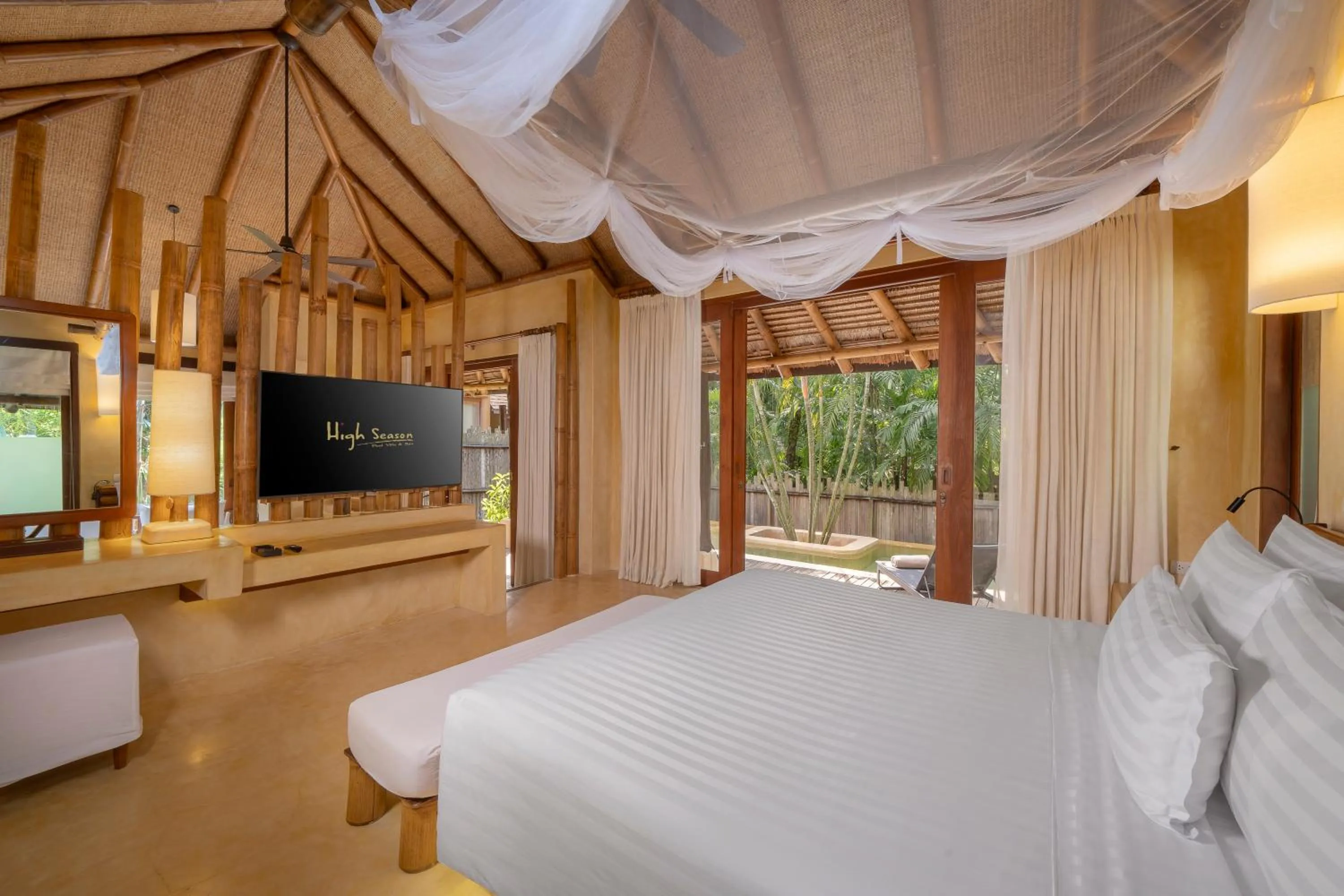 Bedroom, Bed in High Season Pool Villa & Spa