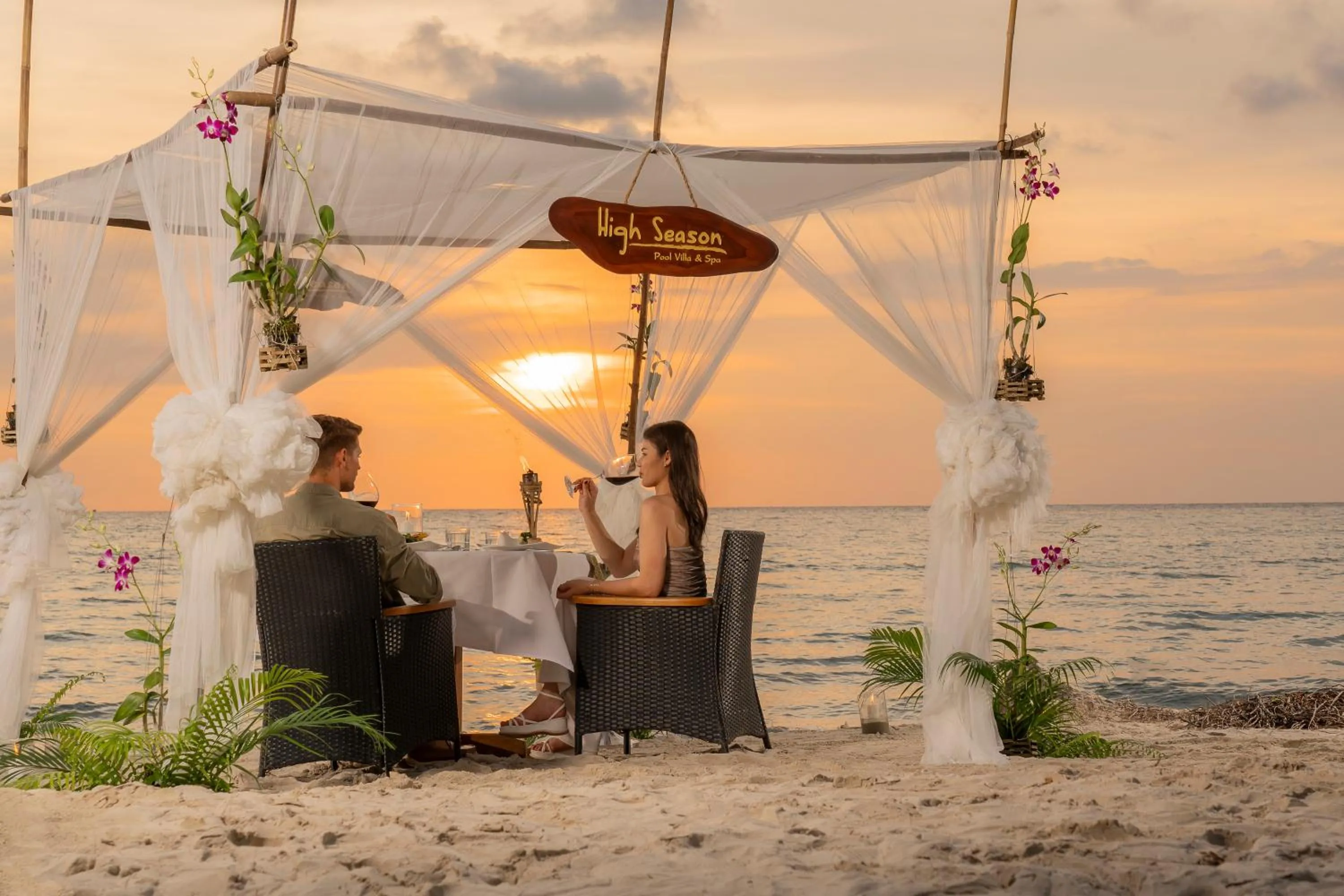 Meals in High Season Pool Villa & Spa