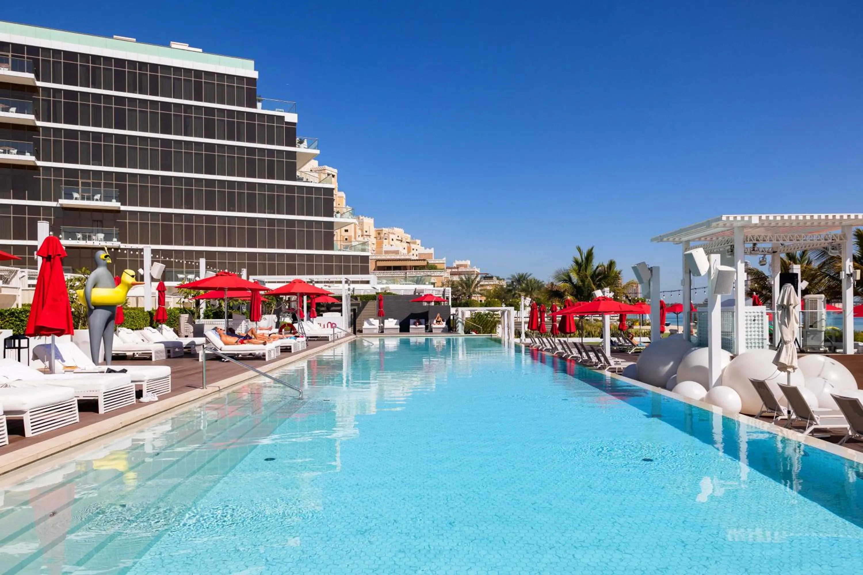 Restaurant/places to eat in Wyndham Residences The Palm