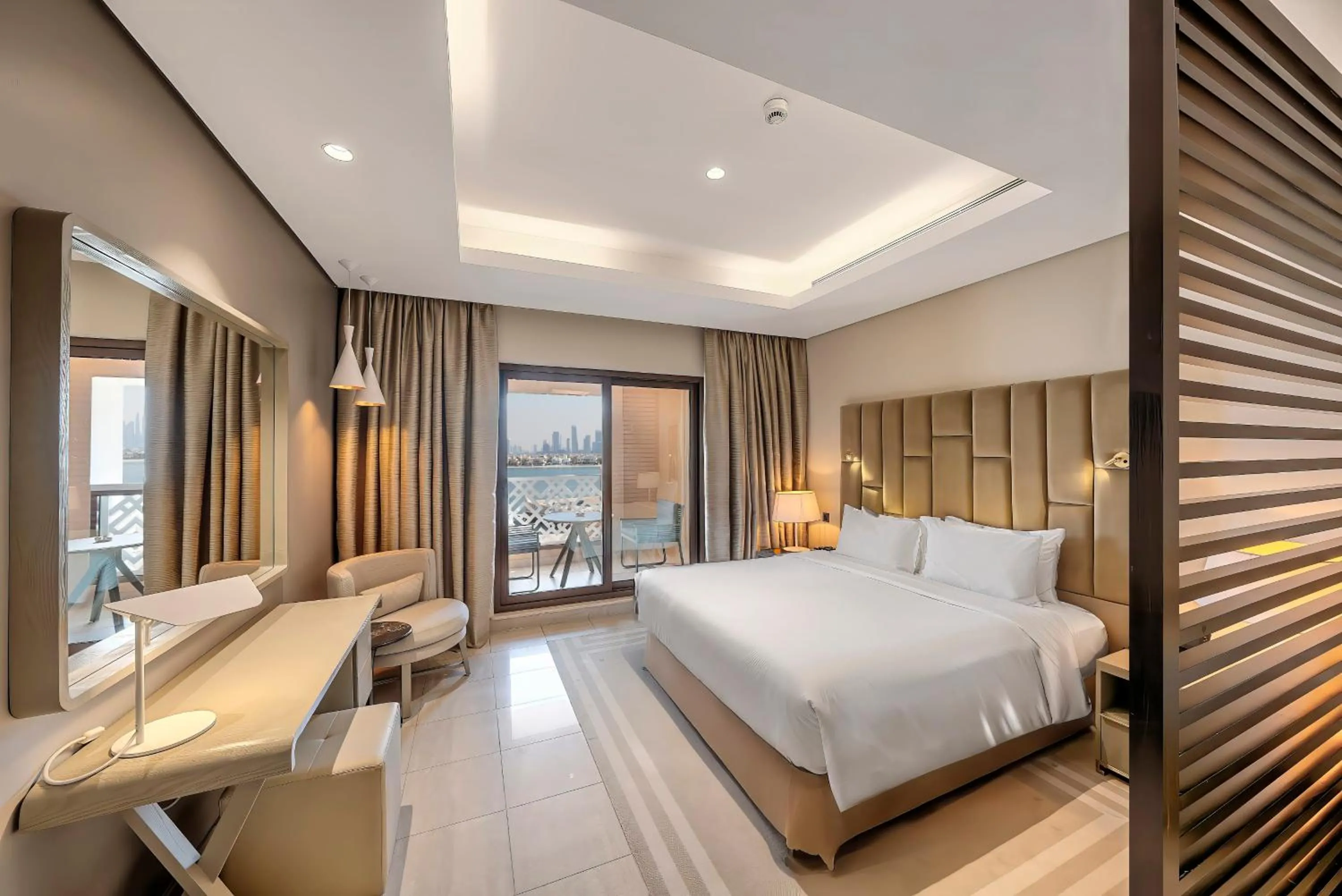 Bedroom, Bed in Wyndham Residences The Palm