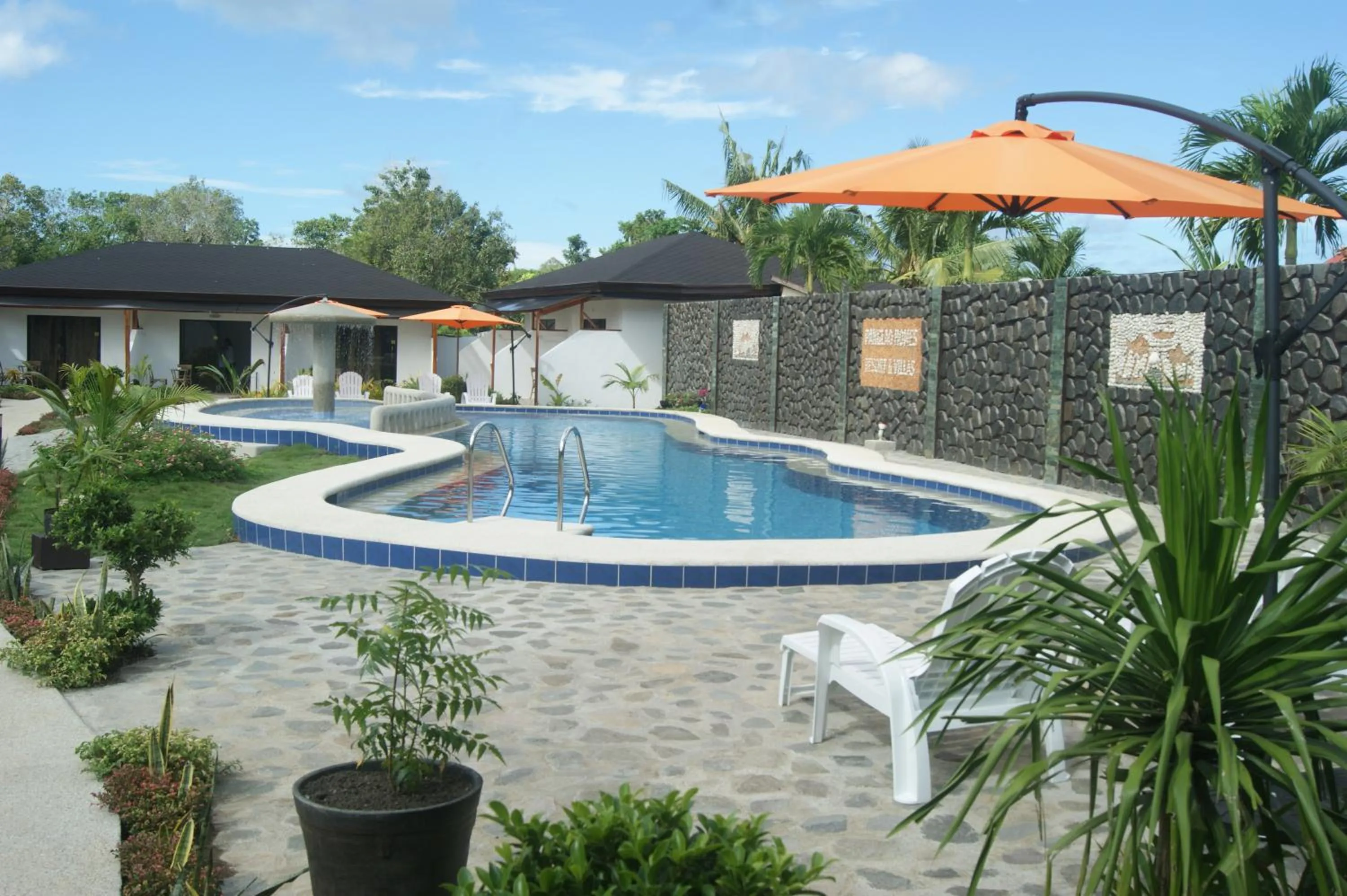 Swimming pool in Panglao Homes Resort & Villas